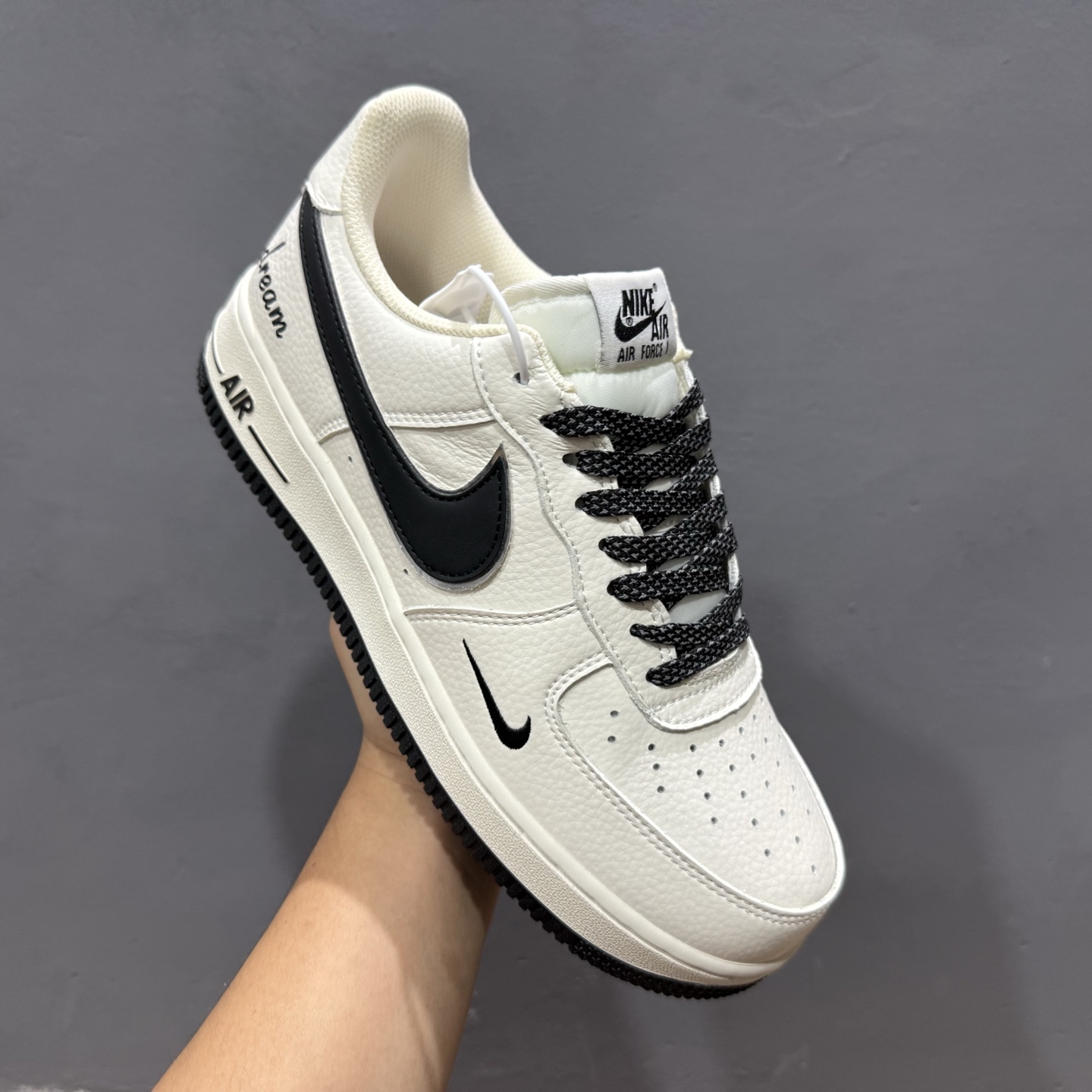 200 Nike Air Force 1 Low 07 白黑小钩满天星 DR2024-101
