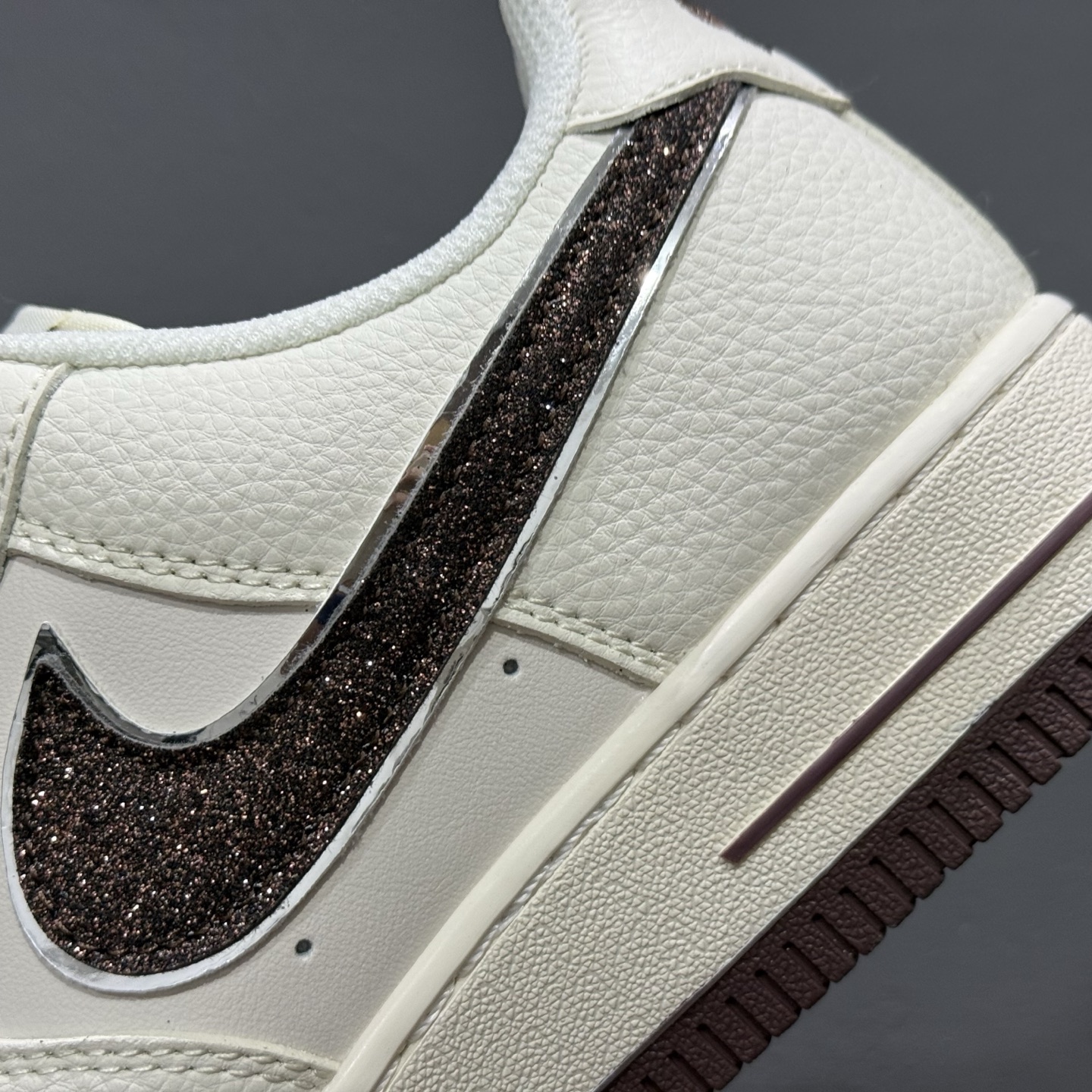240 【GU古驰联名】米白棕勾NIke Air Force 1 ‘07 Low 空军一号 低帮 运动鞋 休闲鞋 QY6818-609