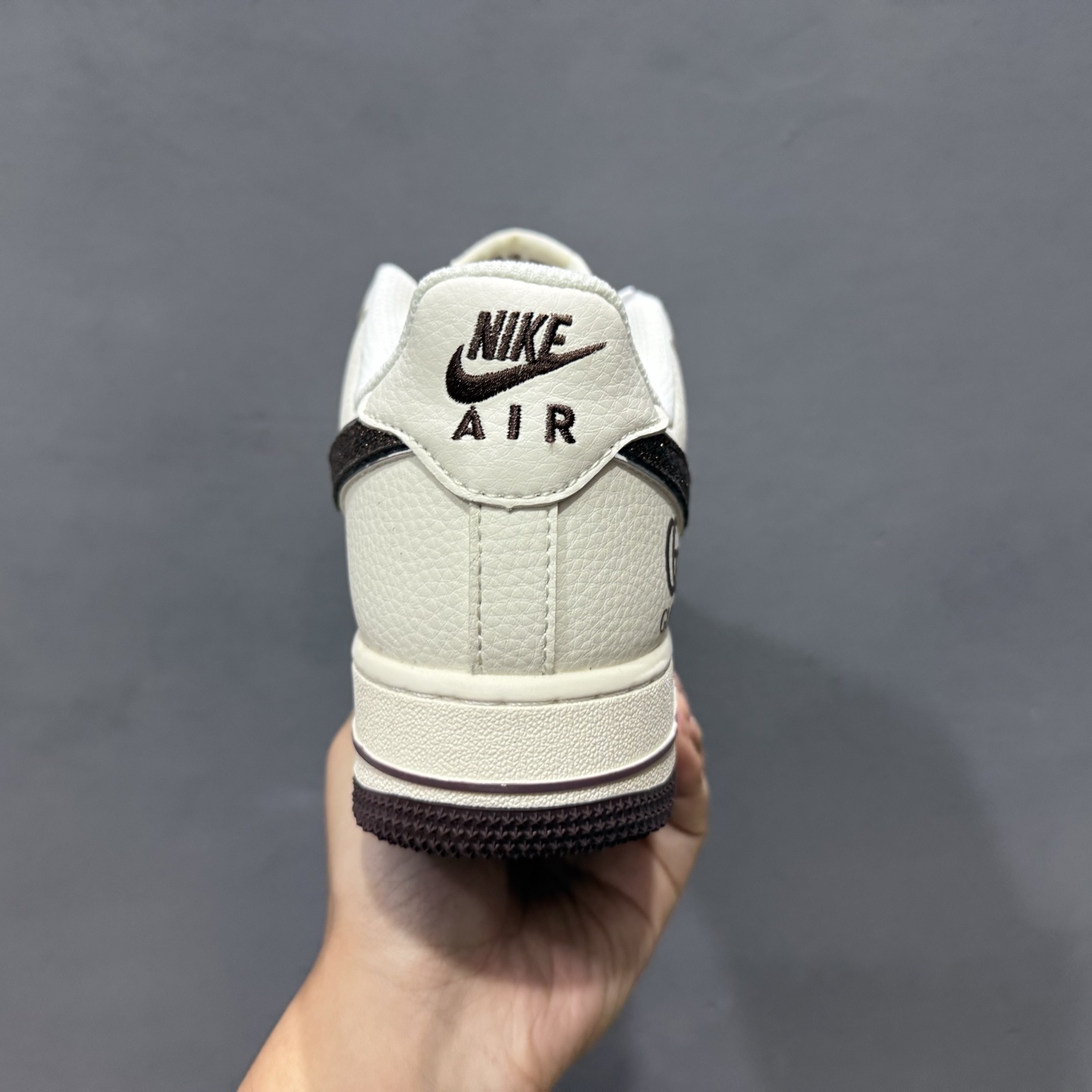 240 【GU古驰联名】米白棕勾NIke Air Force 1 ‘07 Low 空军一号 低帮 运动鞋 休闲鞋 QY6818-609