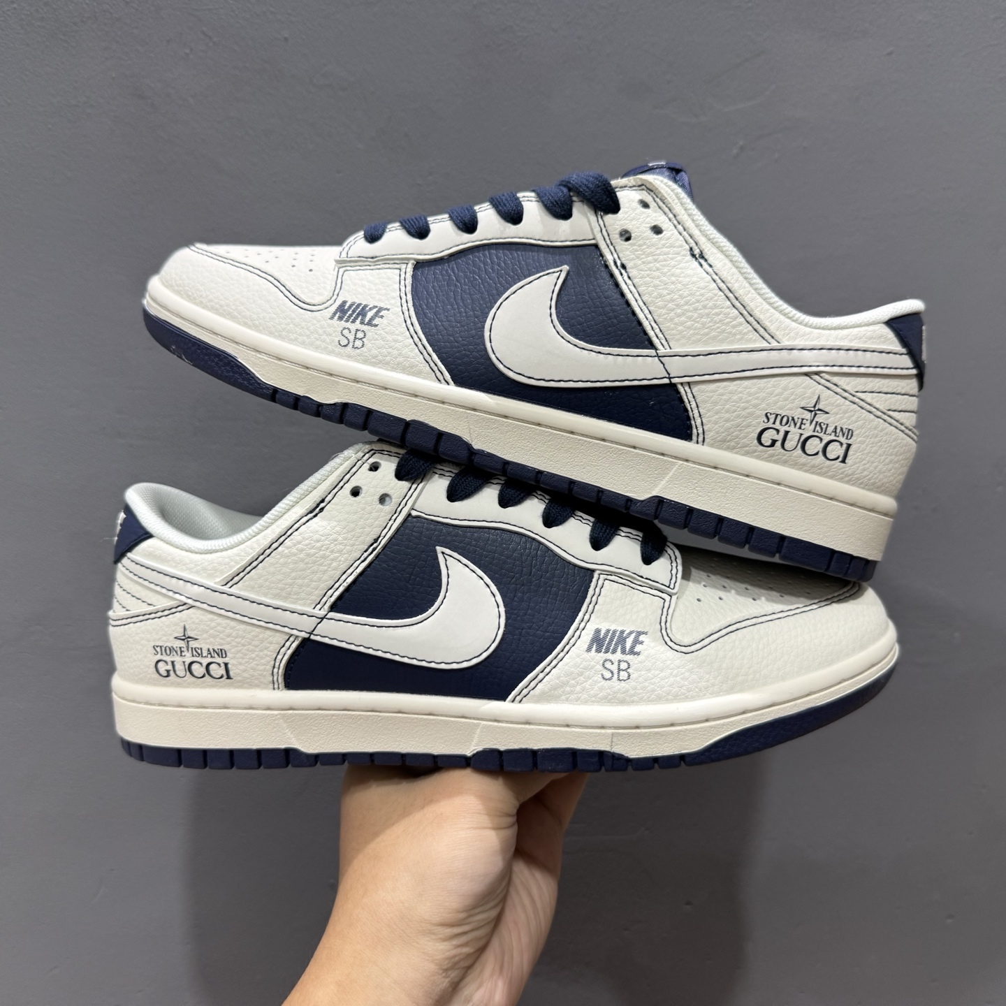 280 Nike SB Dunk Low 古驰联名 蓝白白勾 周年高端定制 低帮休闲板鞋 FC1688-227