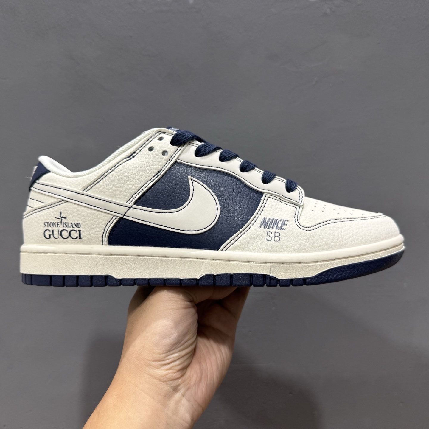 280 Nike SB Dunk Low 古驰联名 蓝白白勾 周年高端定制 低帮休闲板鞋 FC1688-227