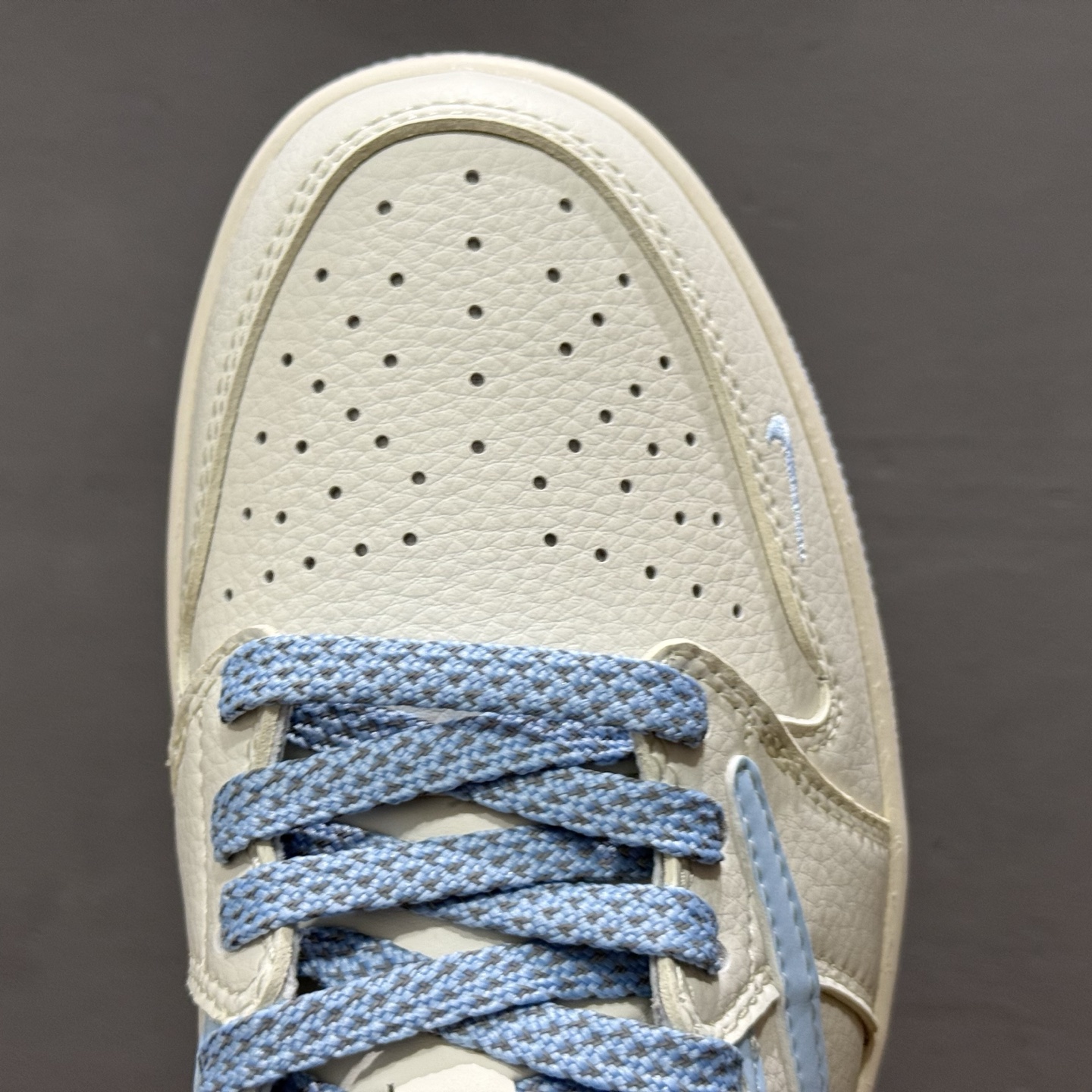 220 Travis Scott x Fragment Design x Air Jordan 1 Low OG SP AJ1 乔1石头岛联名-米白宝蓝 低帮文化休闲板鞋 BB6588-105