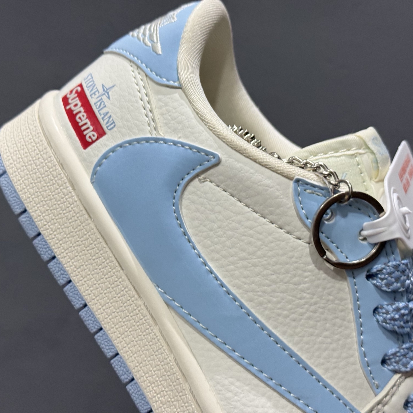 220 Travis Scott x Fragment Design x Air Jordan 1 Low OG SP AJ1 乔1石头岛联名-米白宝蓝 低帮文化休闲板鞋 BB6588-105