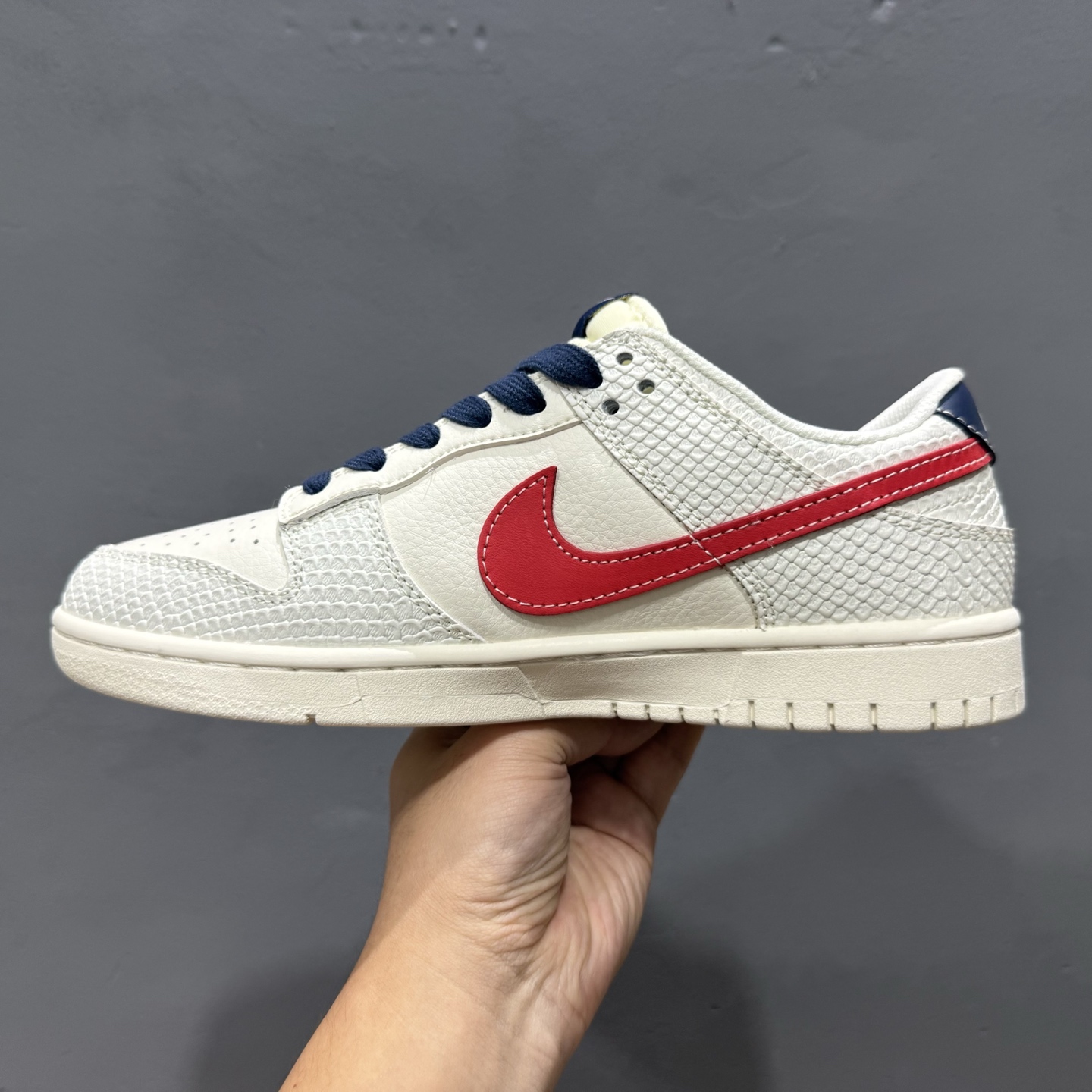 220 Nk SB Dunk Low Supreme联名-白龙鳞 周年高端定制 低帮休闲板鞋 BB8685-101