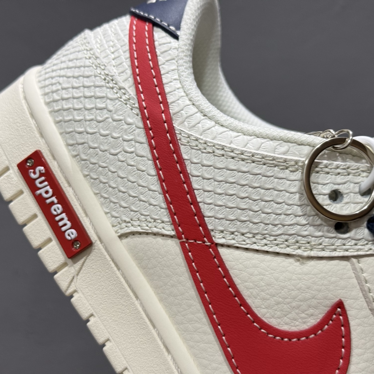 220 Nk SB Dunk Low Supreme联名-白龙鳞 周年高端定制 低帮休闲板鞋 BB8685-101