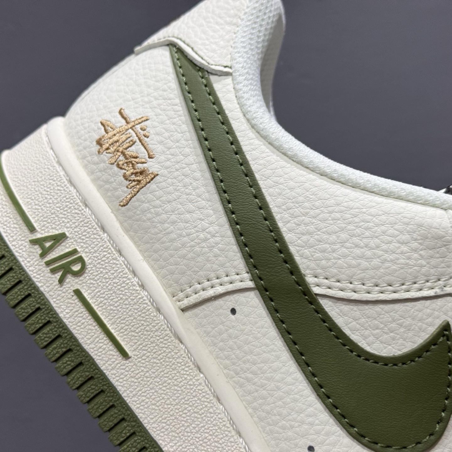 Nike Air Force 1'07 斯图西 联名 米白绿 XX3168-151