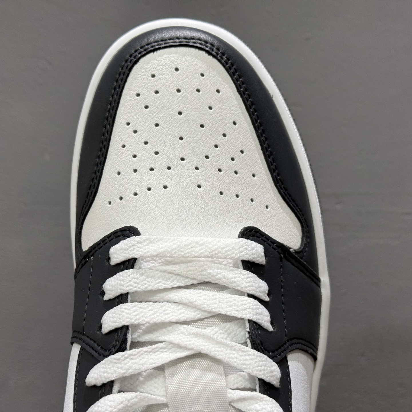 200 Air Jordan AJ1 Low 低帮系列 553558-153