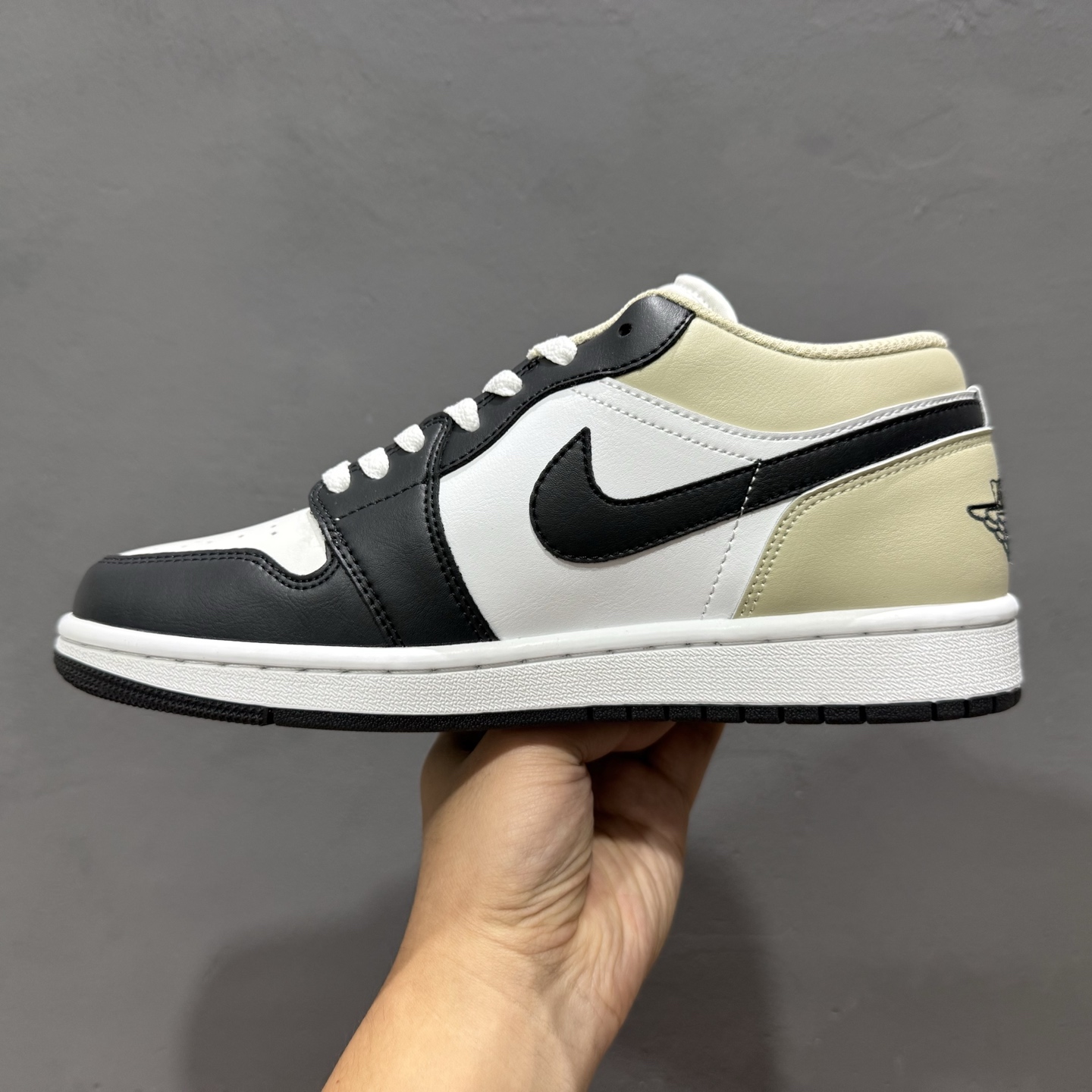 200 Air Jordan AJ1 Low 低帮系列 553558-153