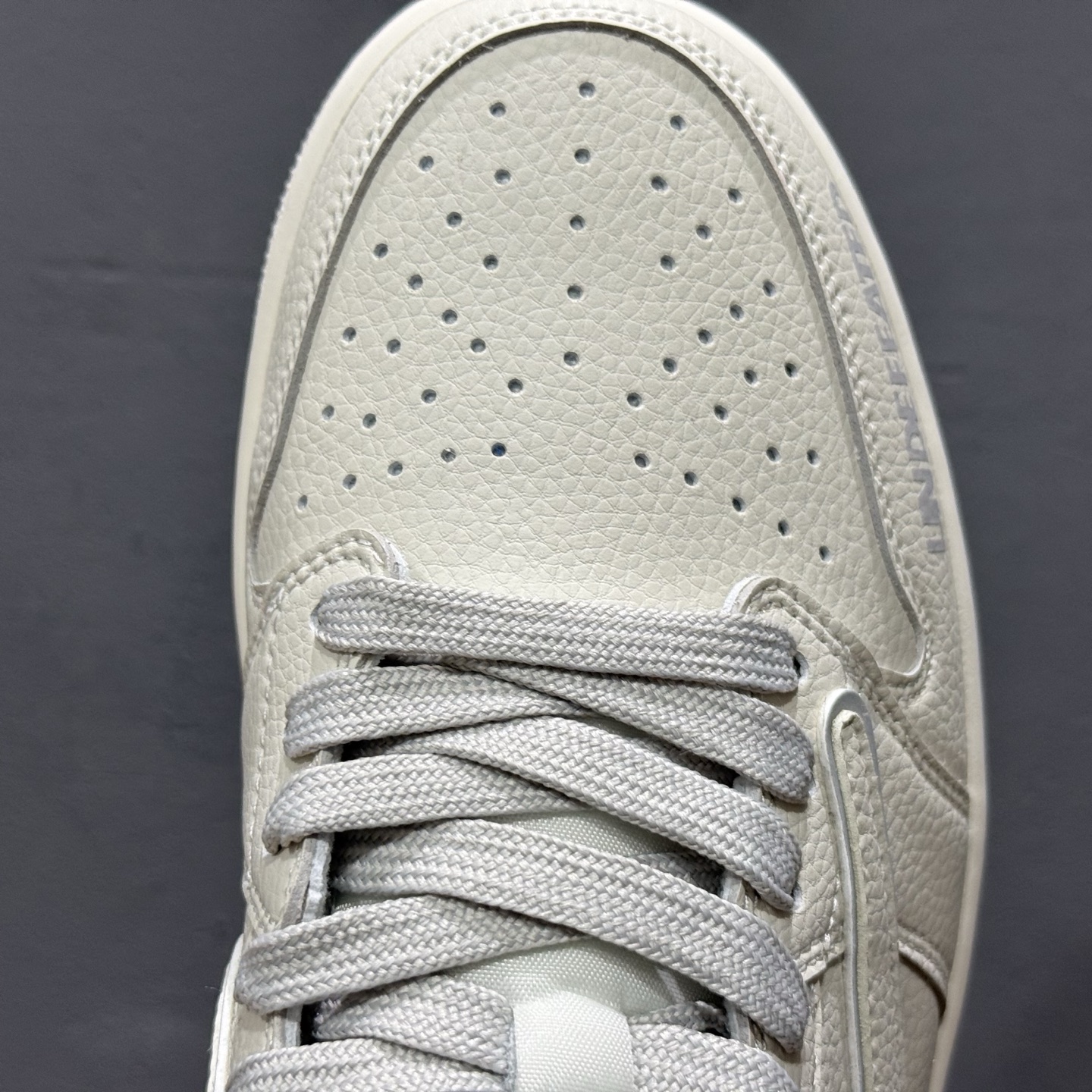 280 定制 Air Jordan 1 Low ow SP UNDEFEATED 倒钩联名 米白 DF1845-532