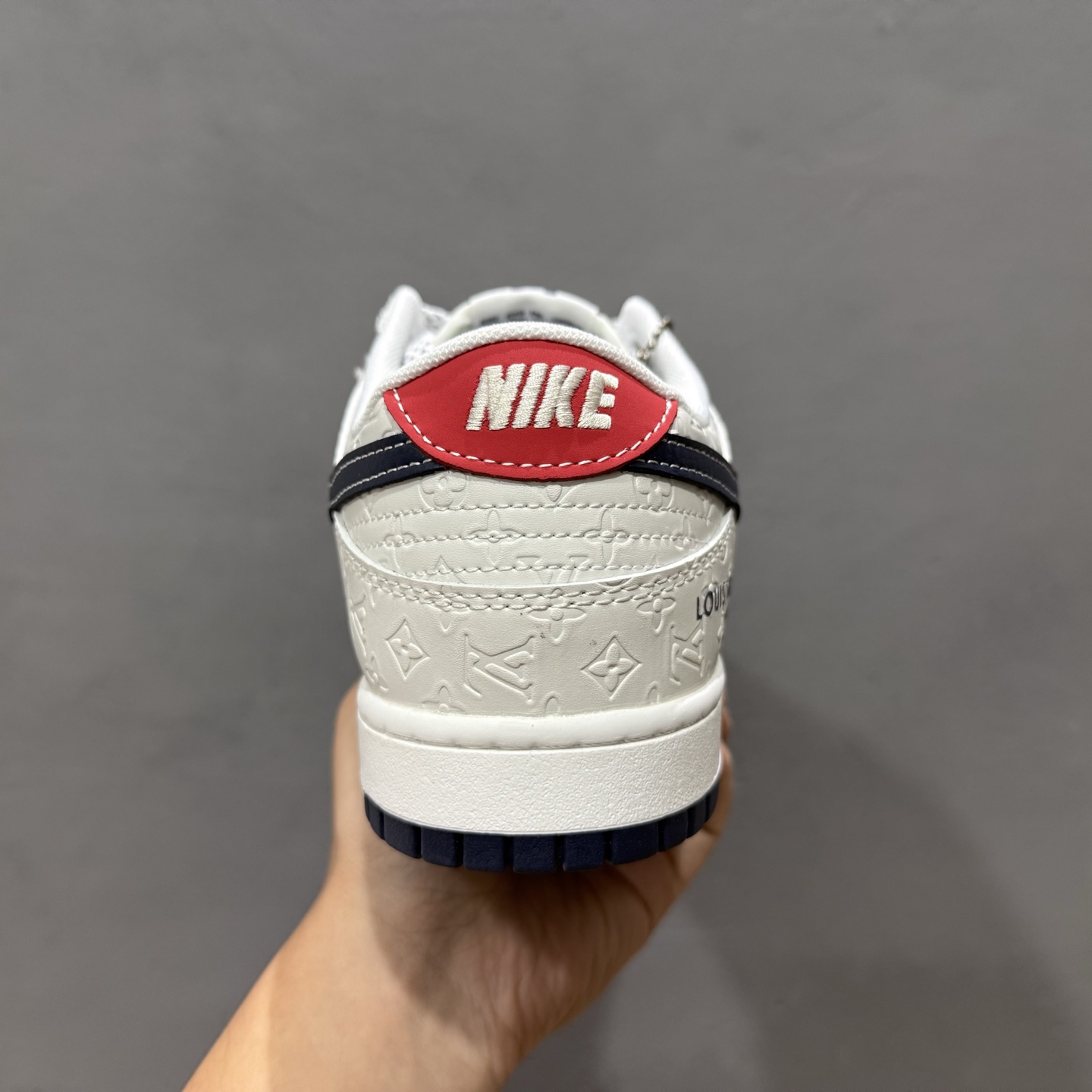 280 Nike SB Dunk Low LV联名 蓝勾暗印花 低帮休闲板鞋 XX3168-146