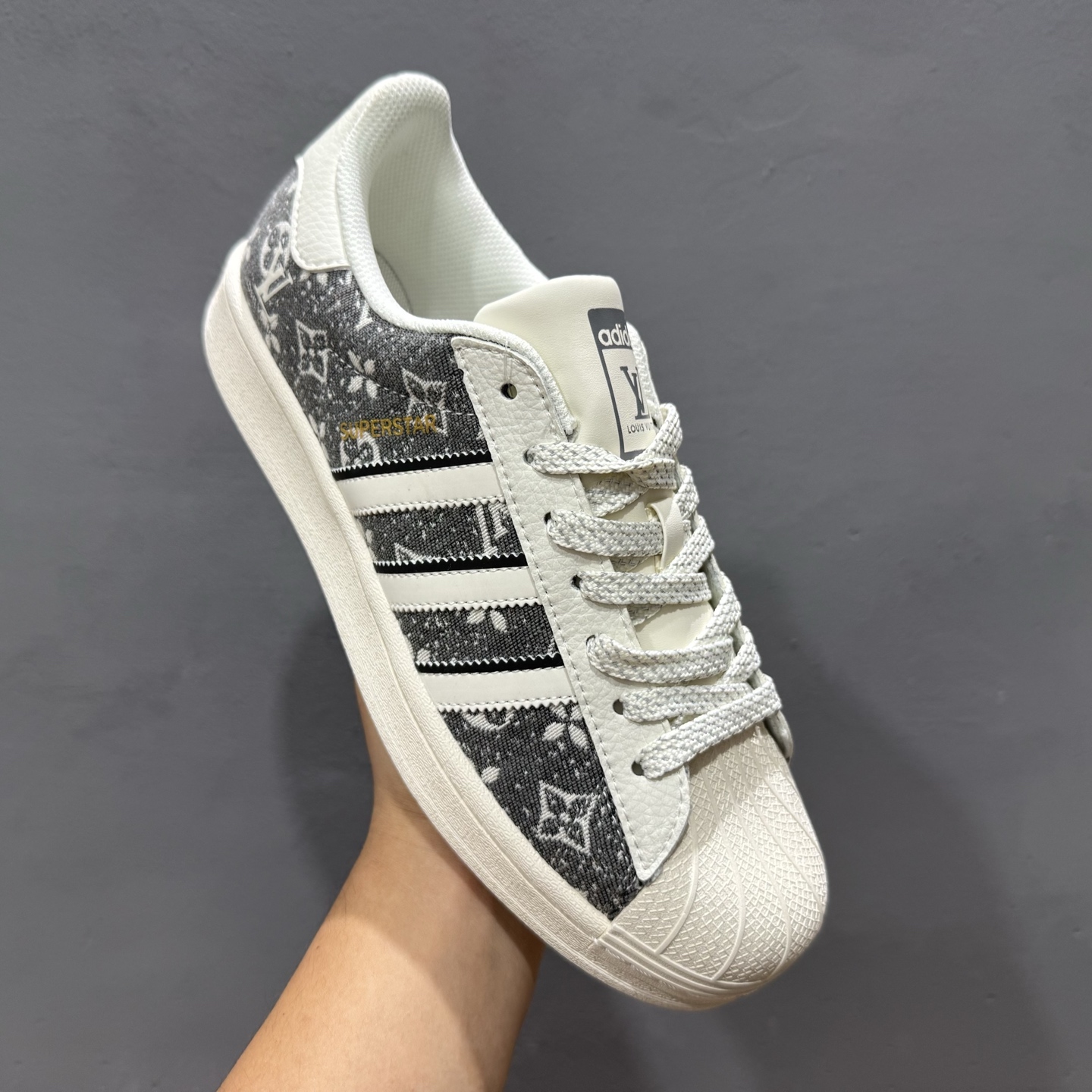 240 ＃纯原 CLOT x AD Originals Superstar“金标” 贝壳头LV联名限定 贴合柔软皮料白黑印花配色 JY8911