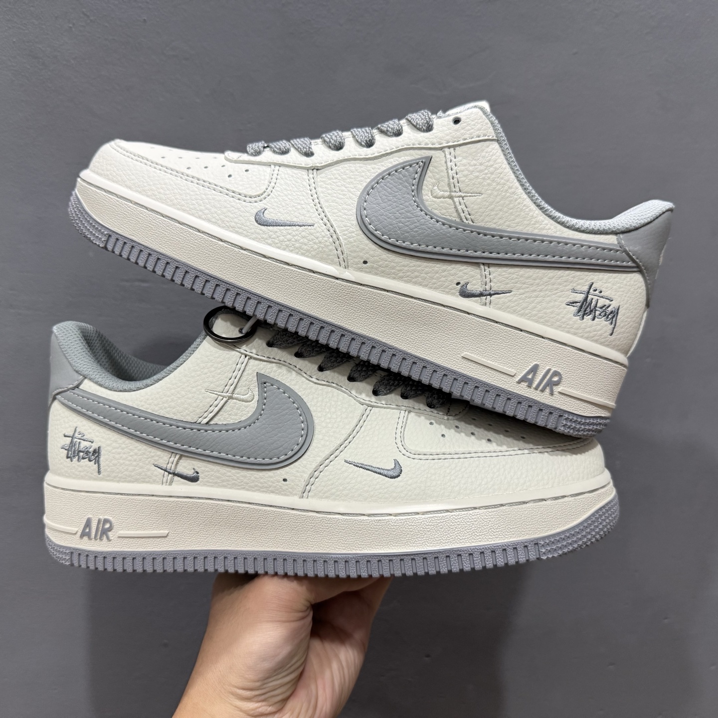 Nike Air Force 1'07 斯图西 联名 米白灰 HH7518-060