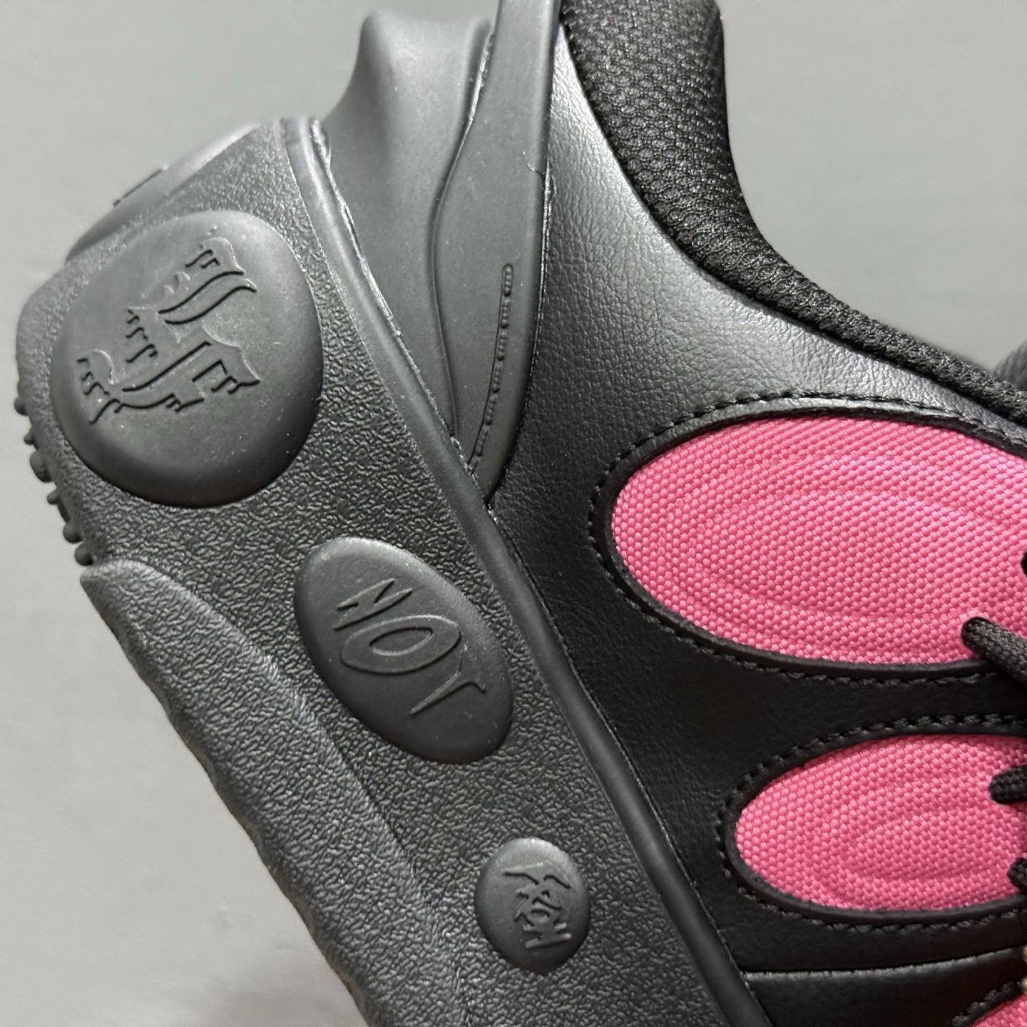 200 PUMA LaFrance “Slime” 彪马 舒适百搭 防滑耐磨 低帮 篮球鞋 310439-02