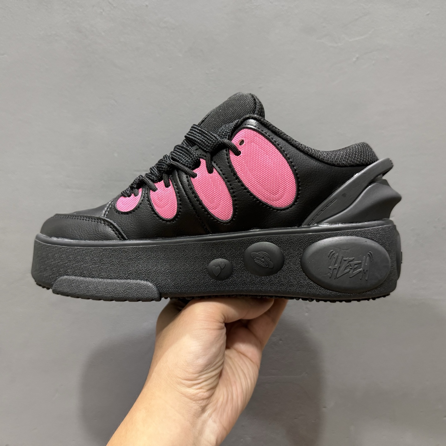 200 PUMA LaFrance “Slime” 彪马 舒适百搭 防滑耐磨 低帮 篮球鞋 310439-02