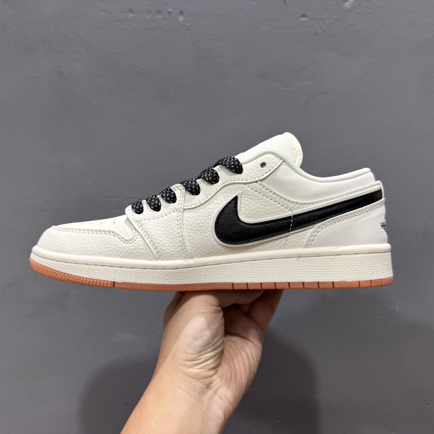 280 Stussy x Air Jordan 1 黑勾生胶 XX3168-170