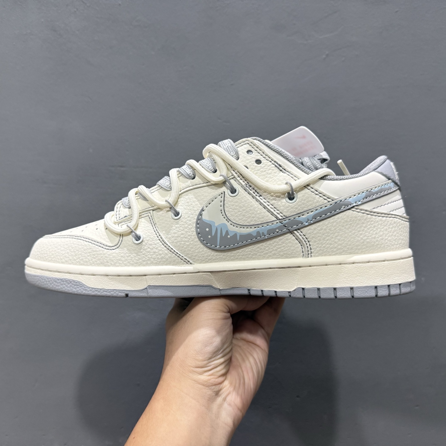 300 Nike SB Dunk Low x Supreme SUP联名-米白灰绑带 DM6868-080