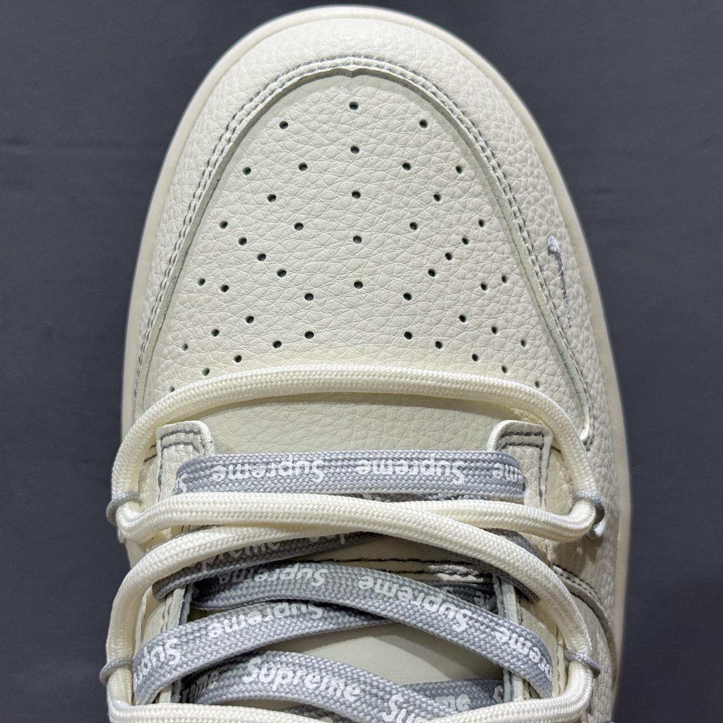 300 Nike SB Dunk Low x Supreme SUP联名-米白灰绑带 DM6868-080