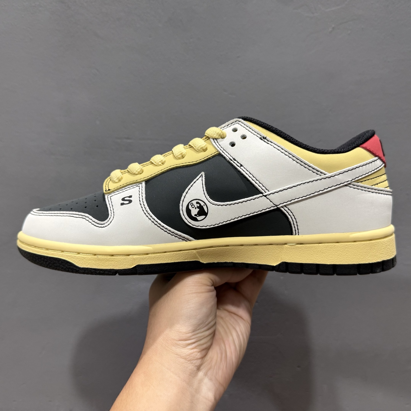 Nike SB Dunk Low 斯图西联名 黑红 周年高端定制 低帮休闲板鞋 ST6636-002