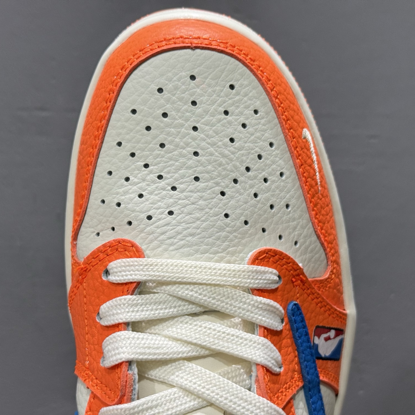 Travis Scott x Jordan 1 Low NBA克利夫兰骑士联名- CLE城市限定 倒勾低帮休闲版本 SC9207-032