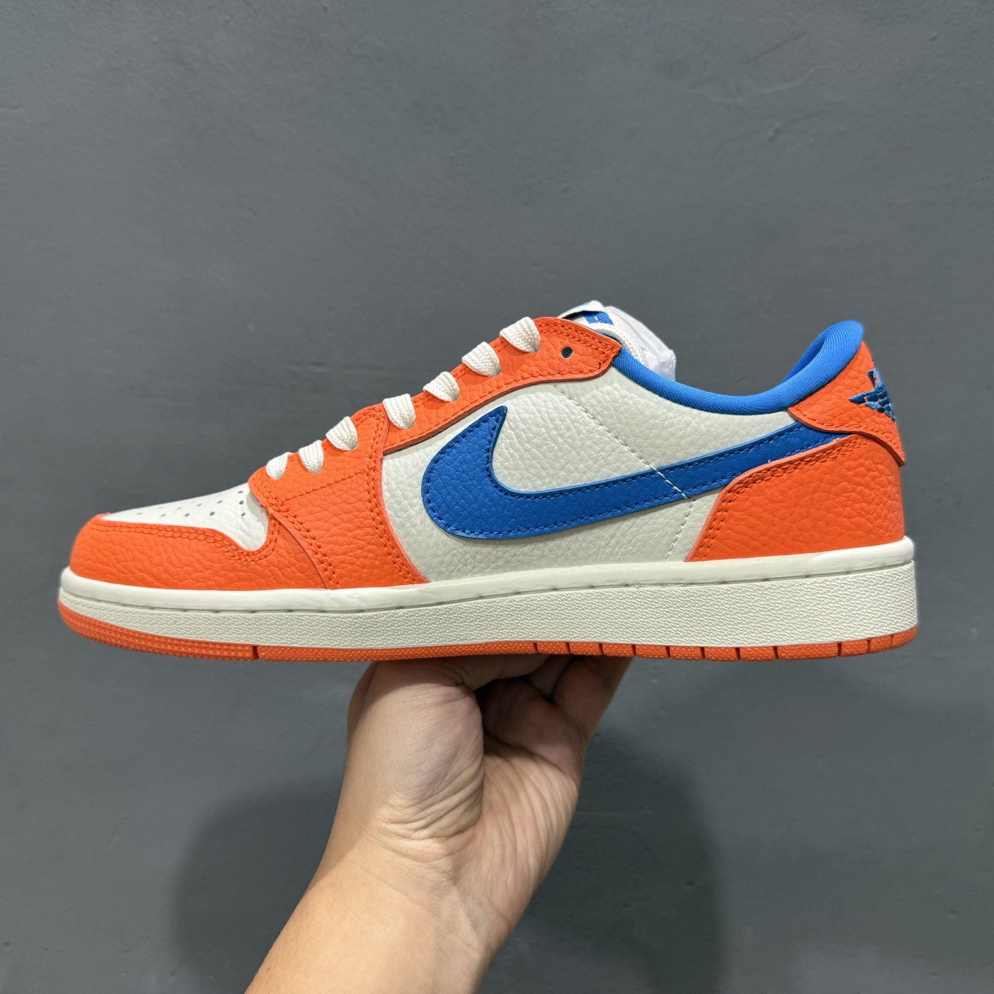 Travis Scott x Jordan 1 Low NBA克利夫兰骑士联名- CLE城市限定 倒勾低帮休闲版本 SC9207-032
