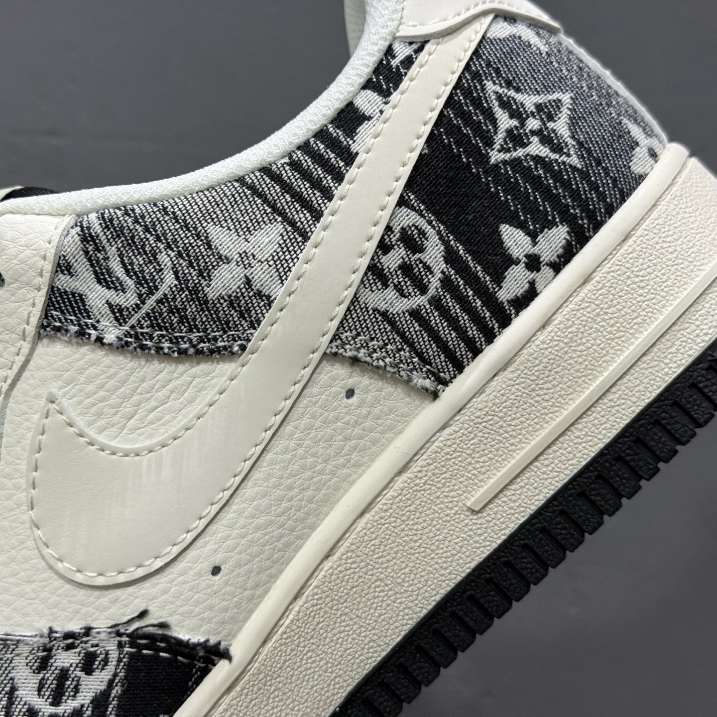260 NK Air Force 1 空军一号 XS1958-585