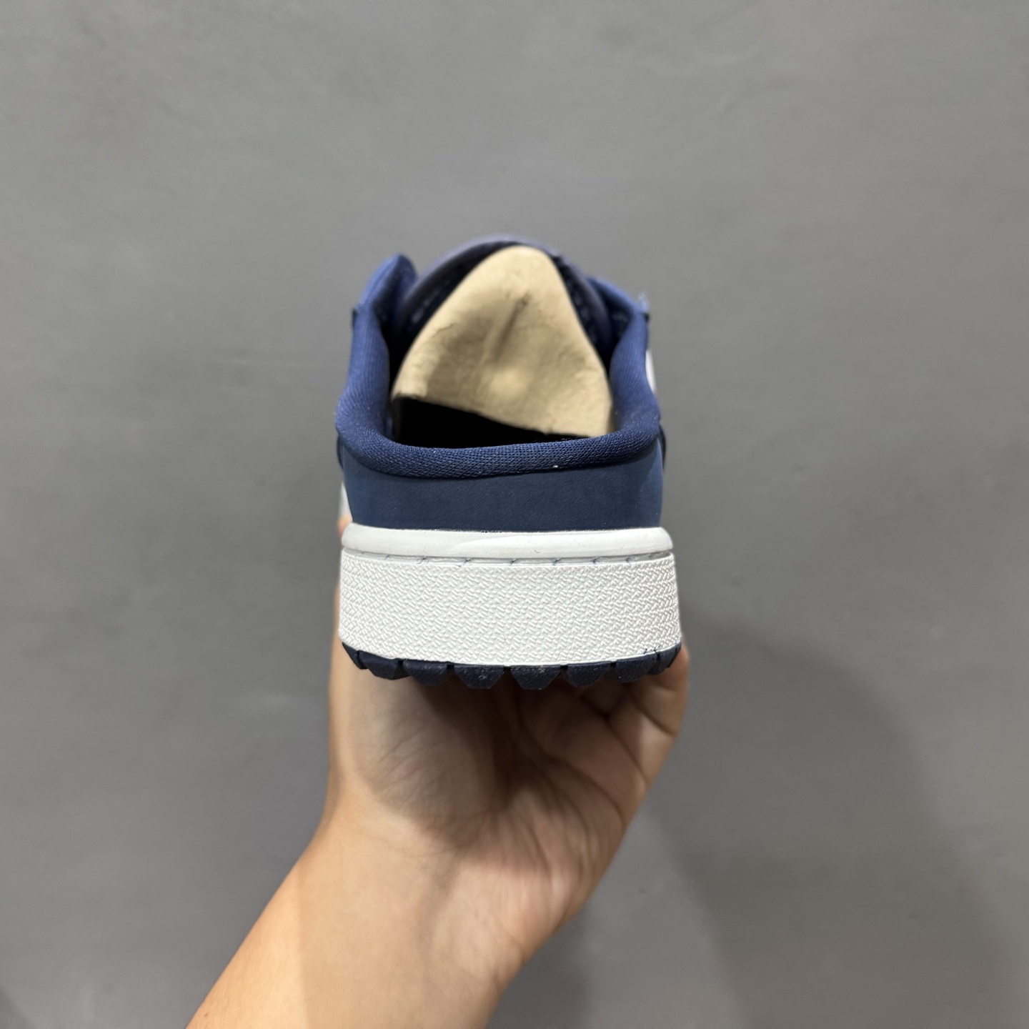 200 Air Jordan 1 Mule 黑红 官方同步 AJ系列穆勒一脚蹬半拖 FJ1214-102