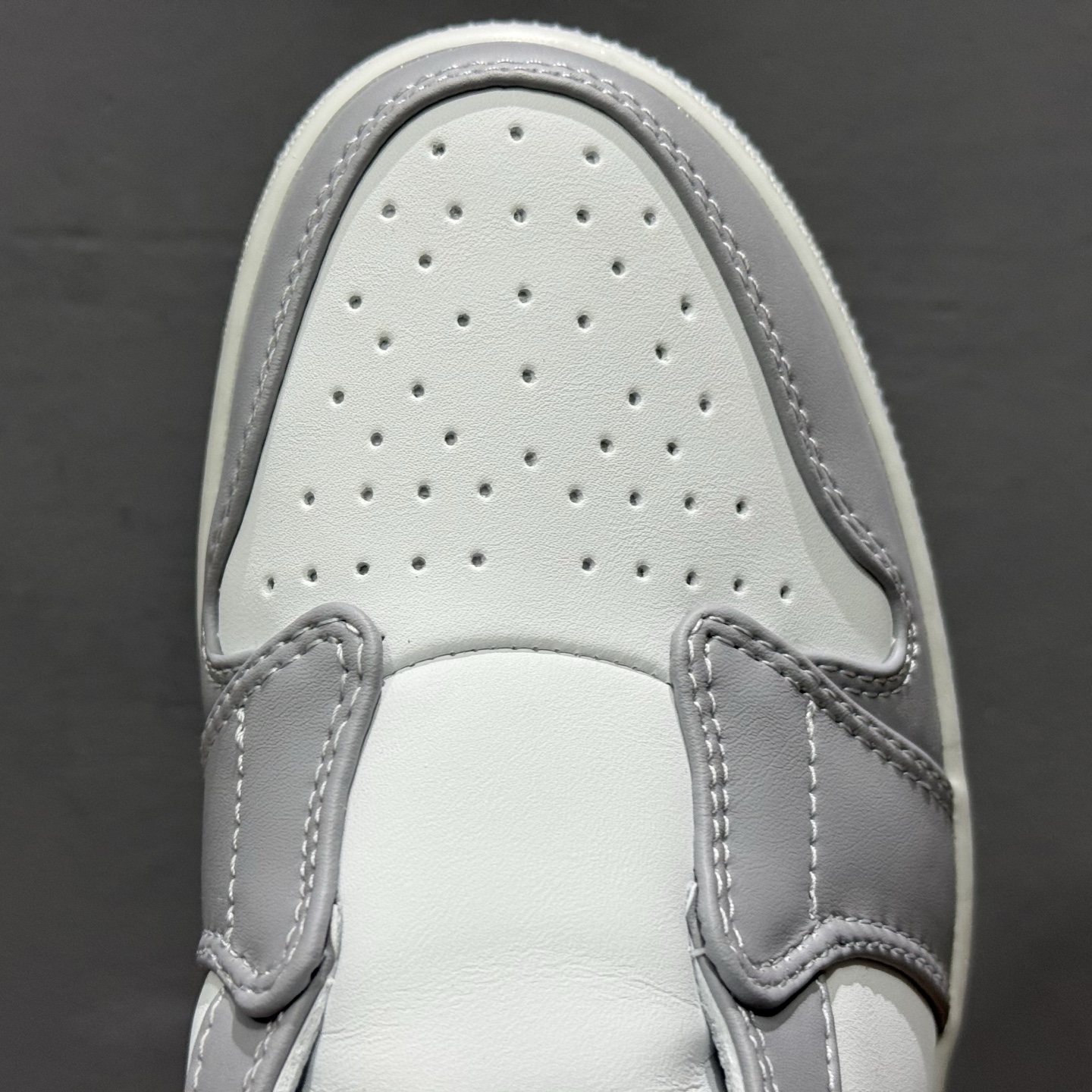 200 Air Jordan 1 Mule 黑红 官方同步 AJ系列穆勒一脚蹬半拖 FJ1214-004