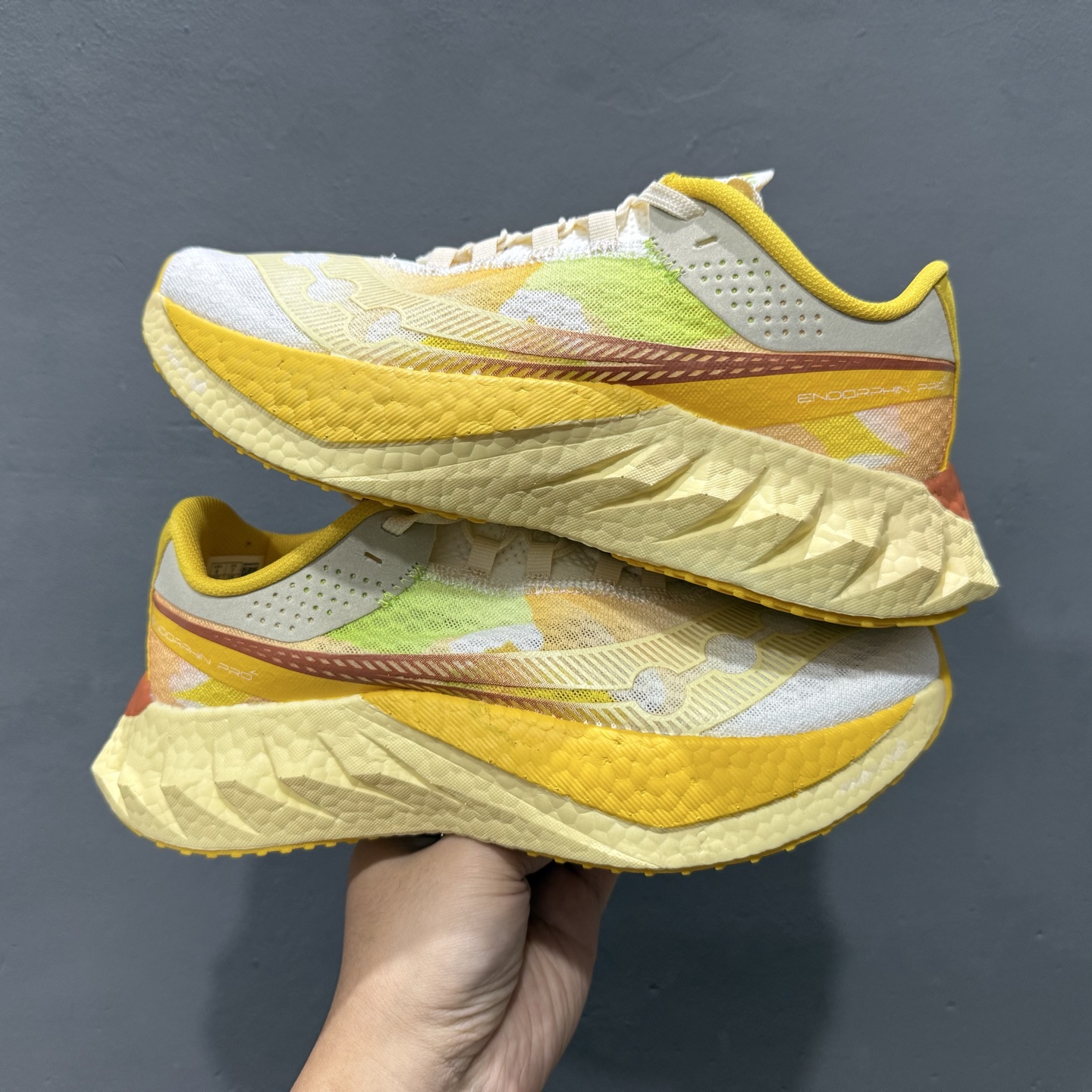 220 Saucony 索康尼ENDORPHIN Pro 啡速4 男女马拉松运动跑鞋