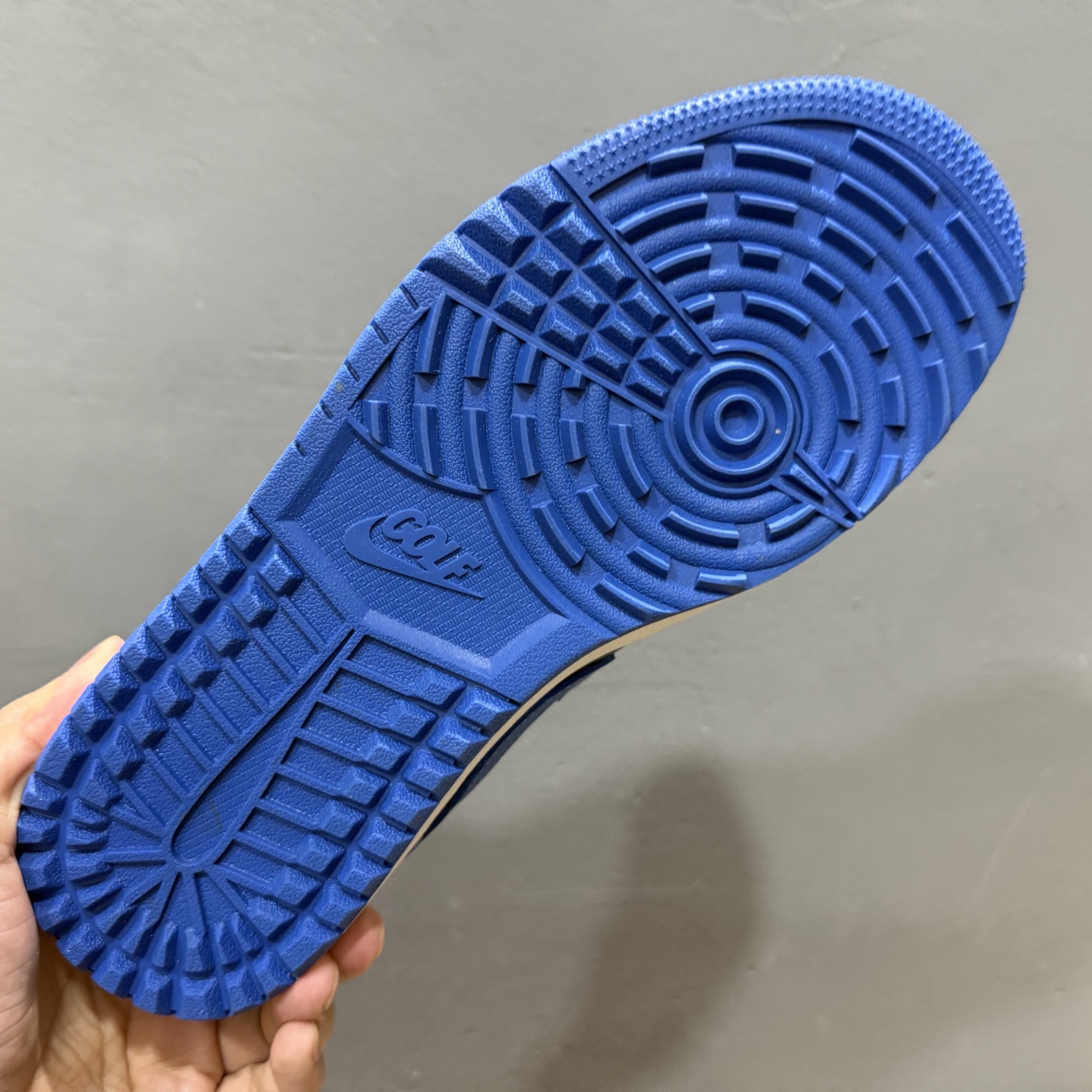 200 Air Jordan 1 Mule 黑红 官方同步 AJ系列穆勒一脚蹬半拖 FJ1214-002
