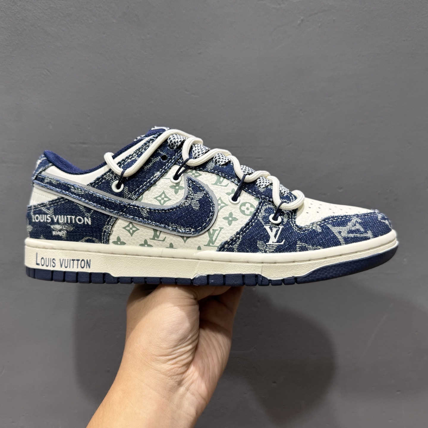 300 Nike SB Dunk Low LV联名 绑带蓝白牛仔蓝勾 周年高端定制 低帮休闲板鞋 YX5066-321