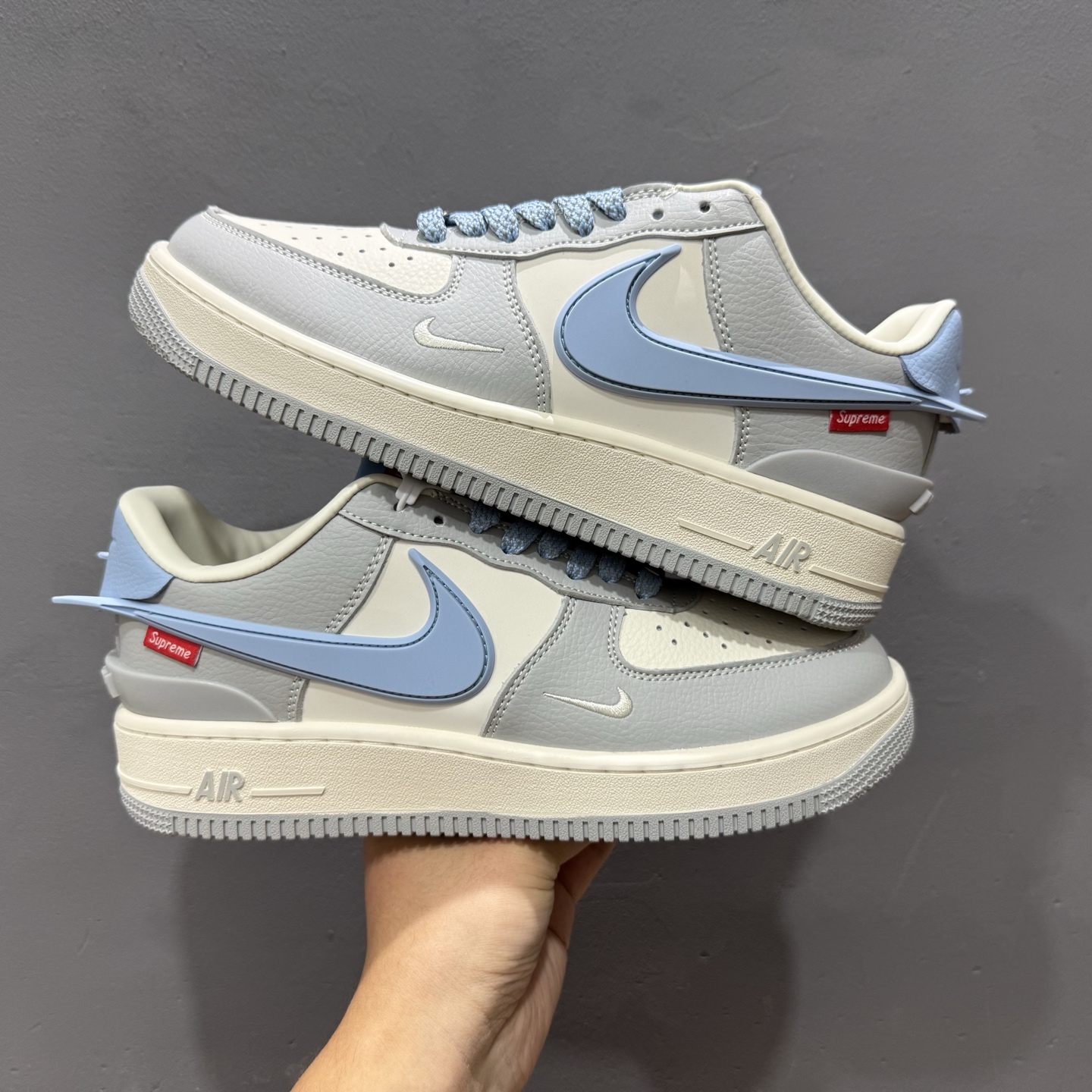 260 Nike Air Force 1'07 Supreme 联名 灰白蓝 XS3464-577