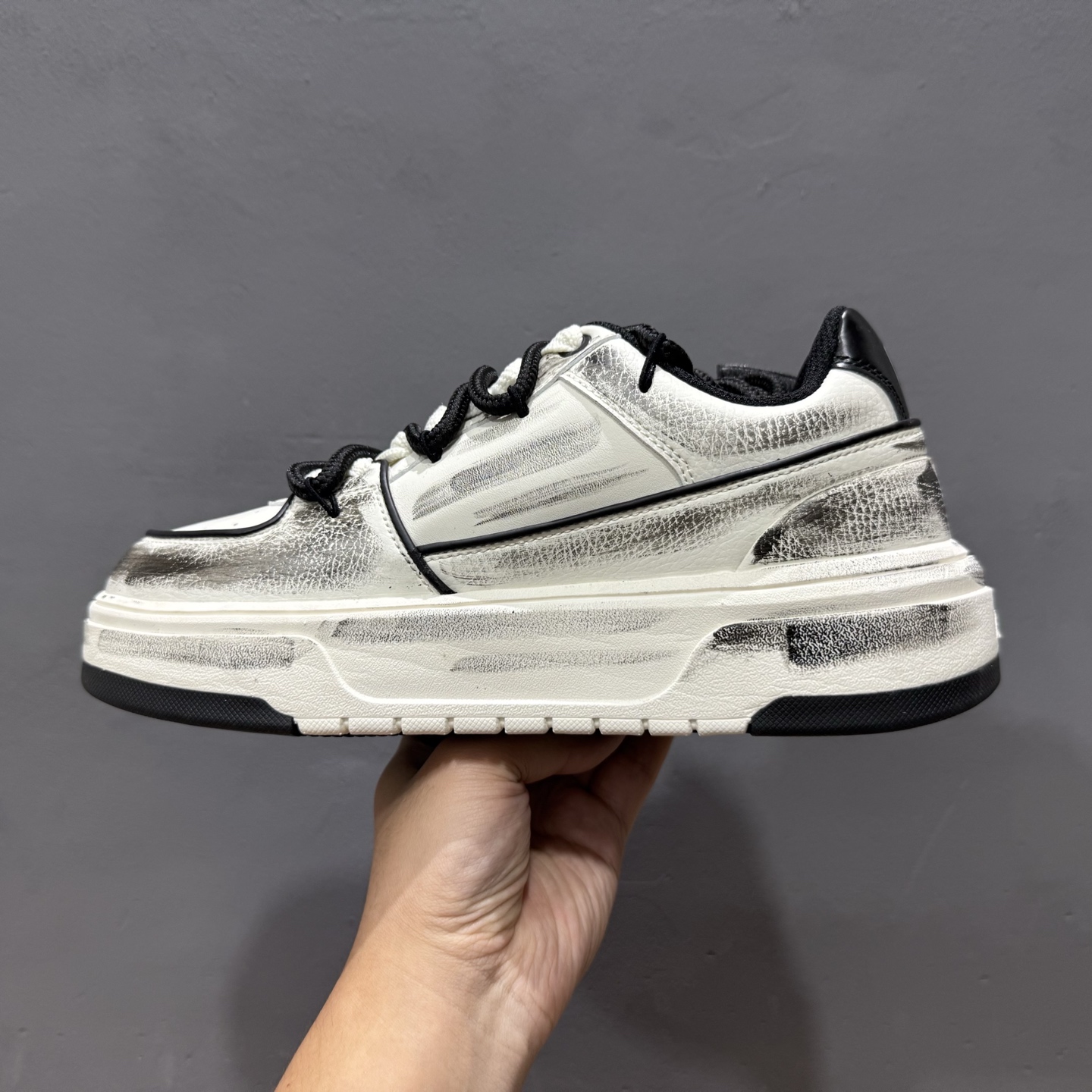 280 独家实拍 [定制球鞋]MLB Chunky Liner “萌趣涂鸦” 美式涂鸦 防滑减震耐磨低帮板鞋 3ASXCA56N
