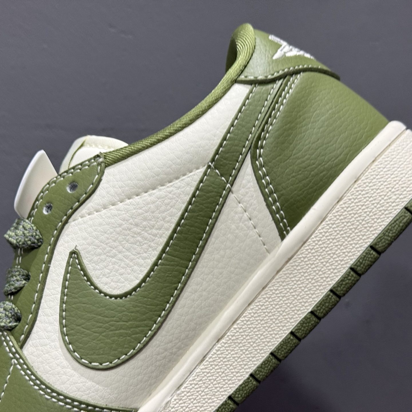 Travis Scott x Fragment Design x Jordan Air Jordan 1 Low OG SP “斯图西联名——青竹绿” BB1199-201