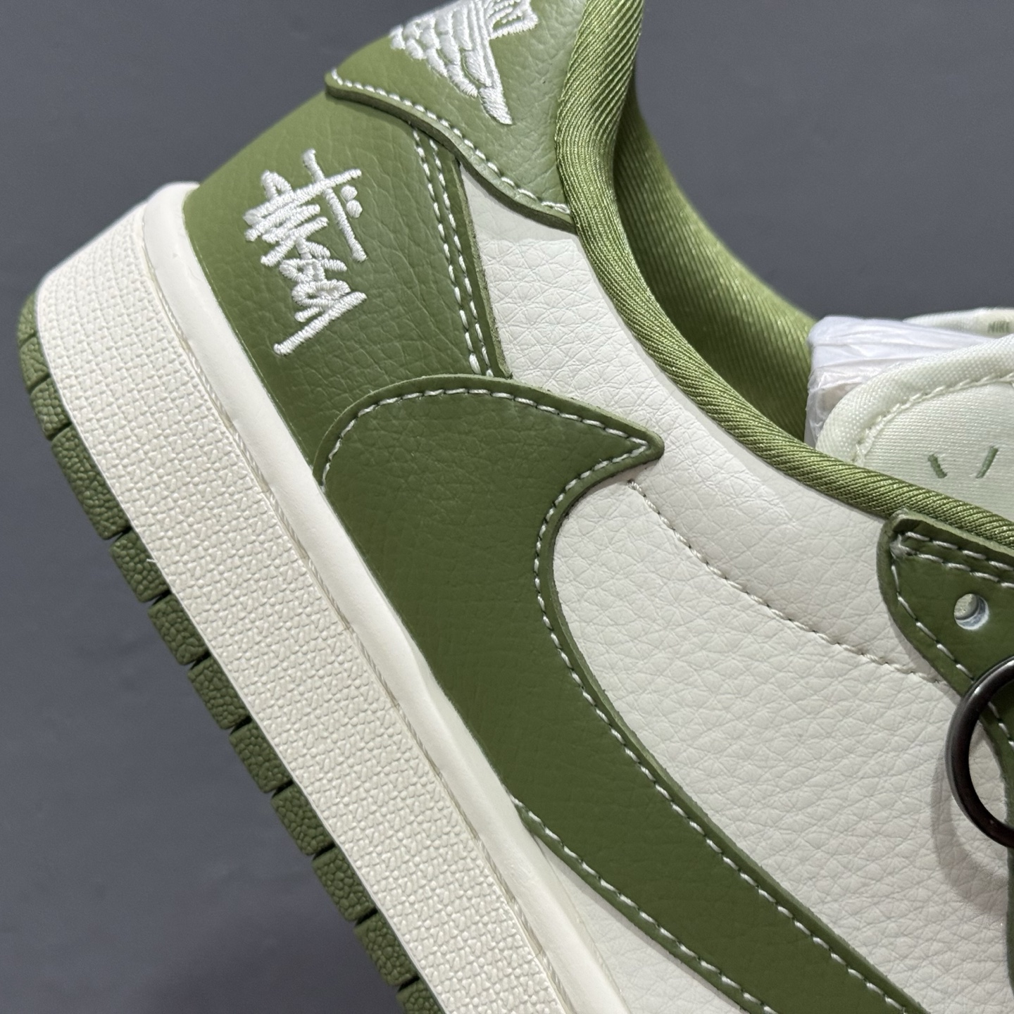 Travis Scott x Fragment Design x Jordan Air Jordan 1 Low OG SP “斯图西联名——青竹绿” BB1199-201