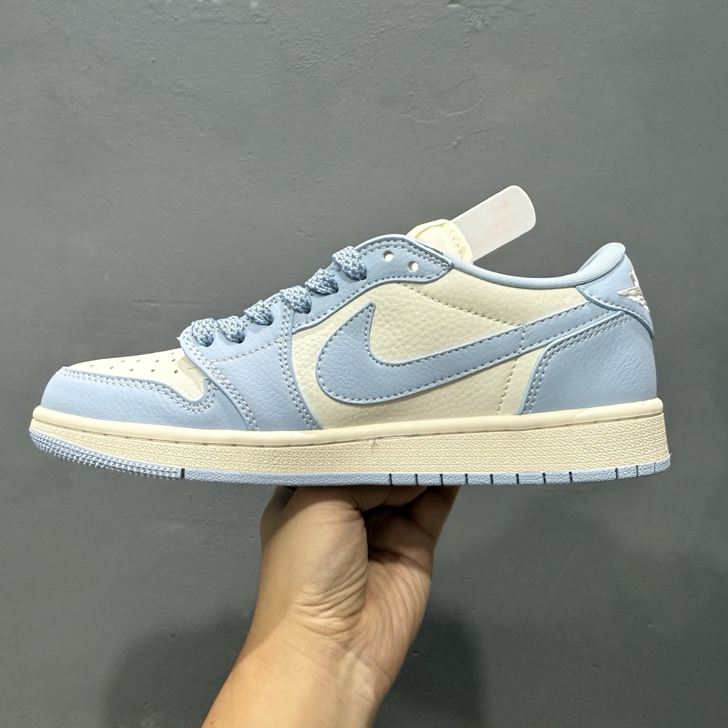 220 Fragment x TS x Air Jordan 1 Low x LV 三方联名倒钩低帮 BB6588-101