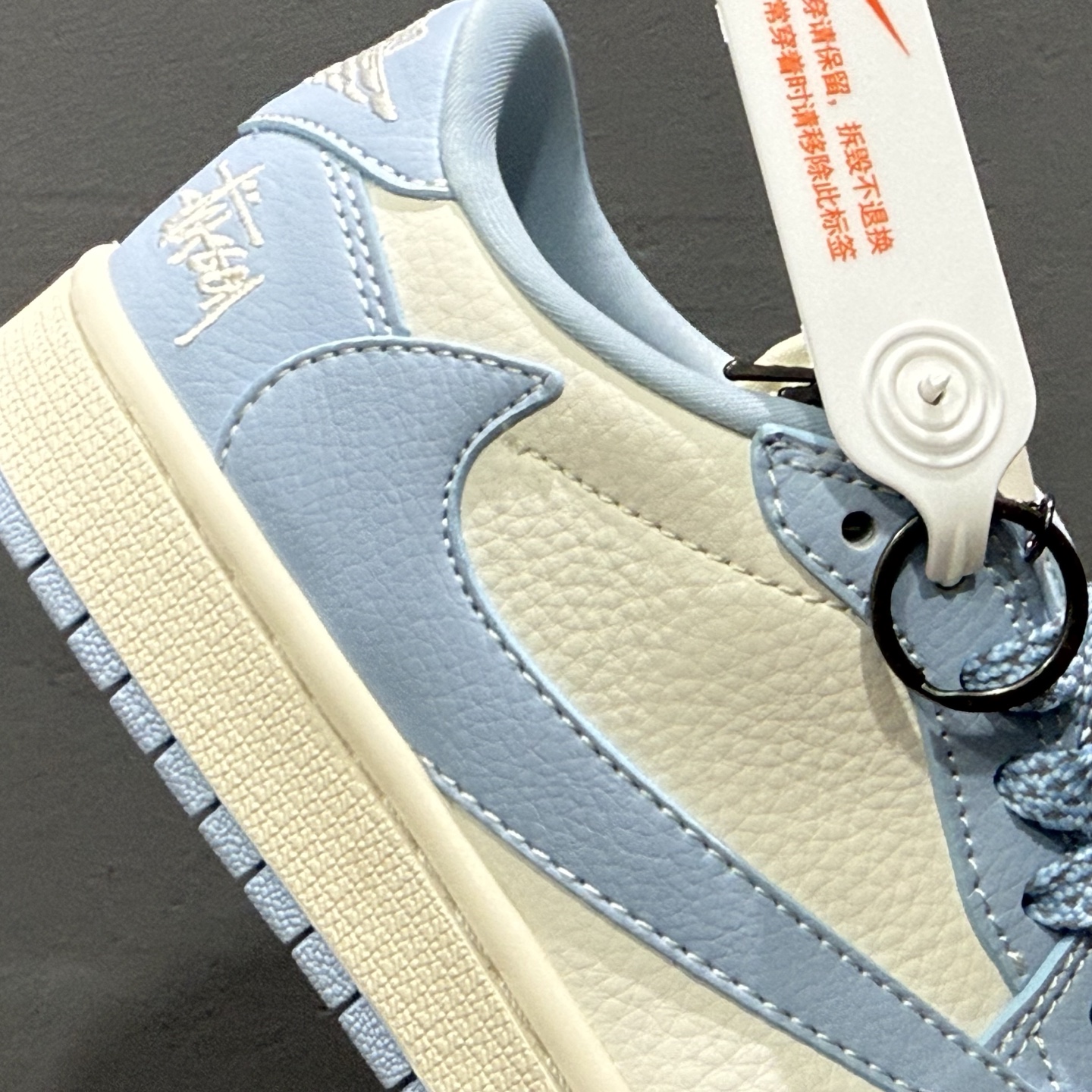 220 Fragment x TS x Air Jordan 1 Low x LV 三方联名倒钩低帮 BB6588-101
