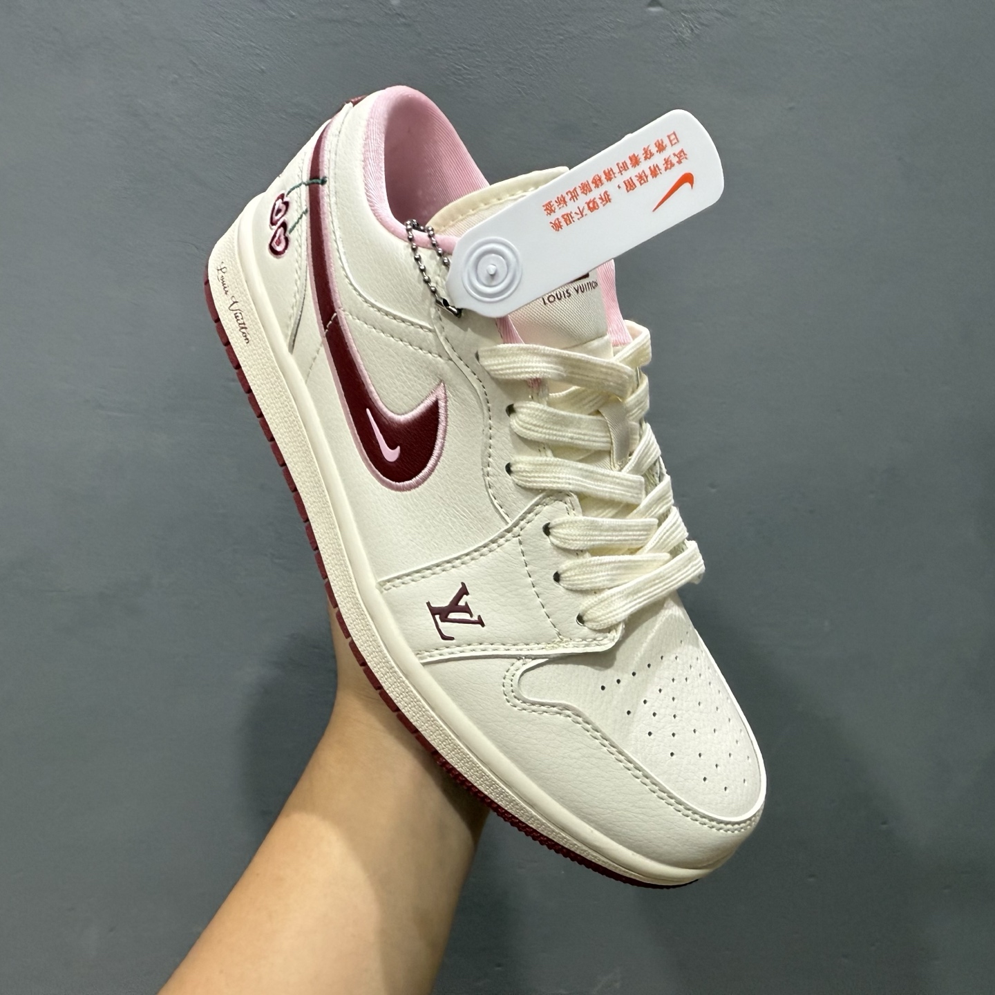 280 Louis Vuitton x Air Jordan 1 情人节限定 樱桃情人节 XX3168-520