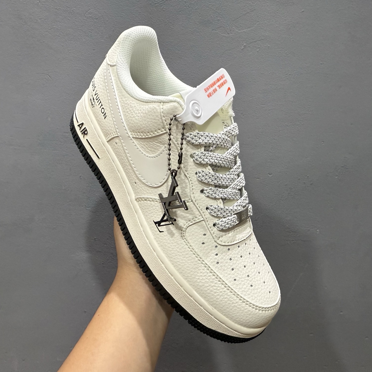 ￥260 Nike Air Force 1'07 Low LV联名 米白黑底 空军一号低帮休闲板鞋 XX3168-139