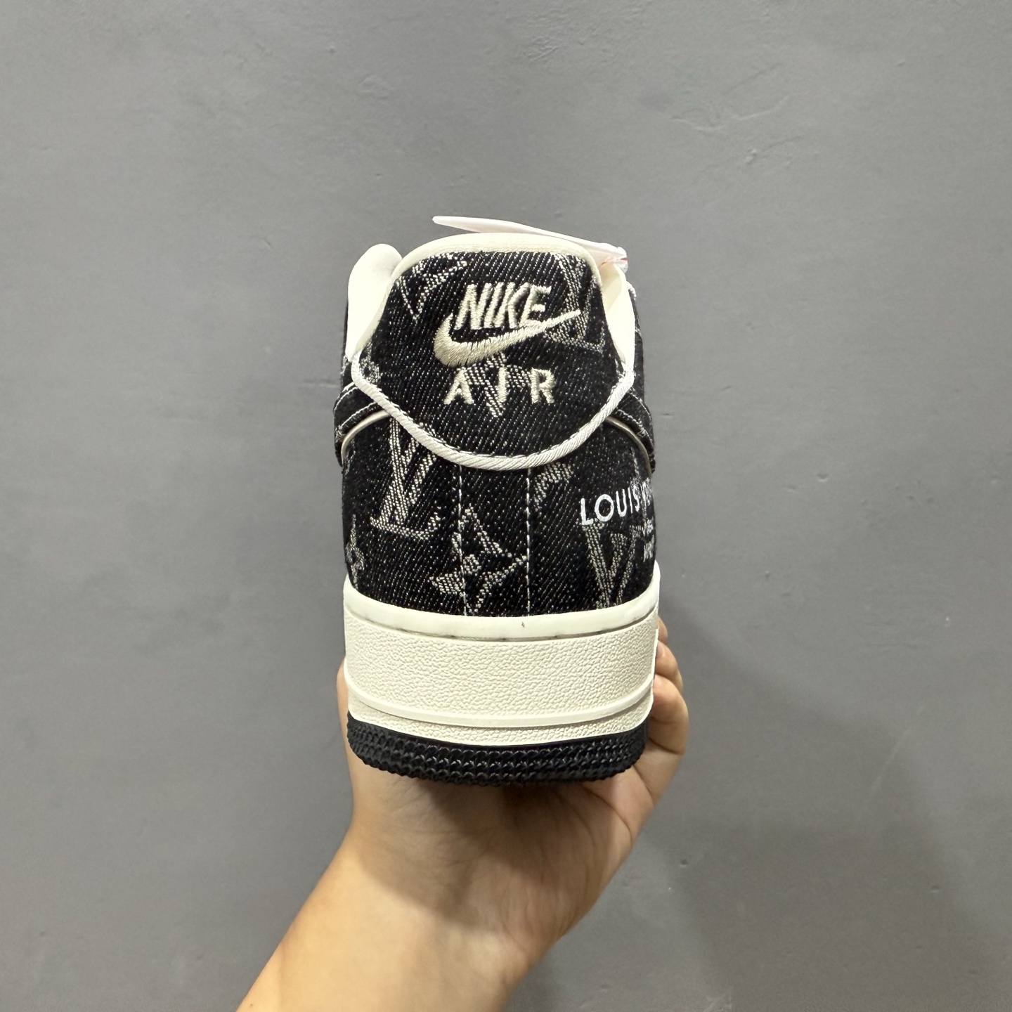 260 Nike Air Force 1 Low 07 x Louis Vuitton 黑白满天星 SC9207-531