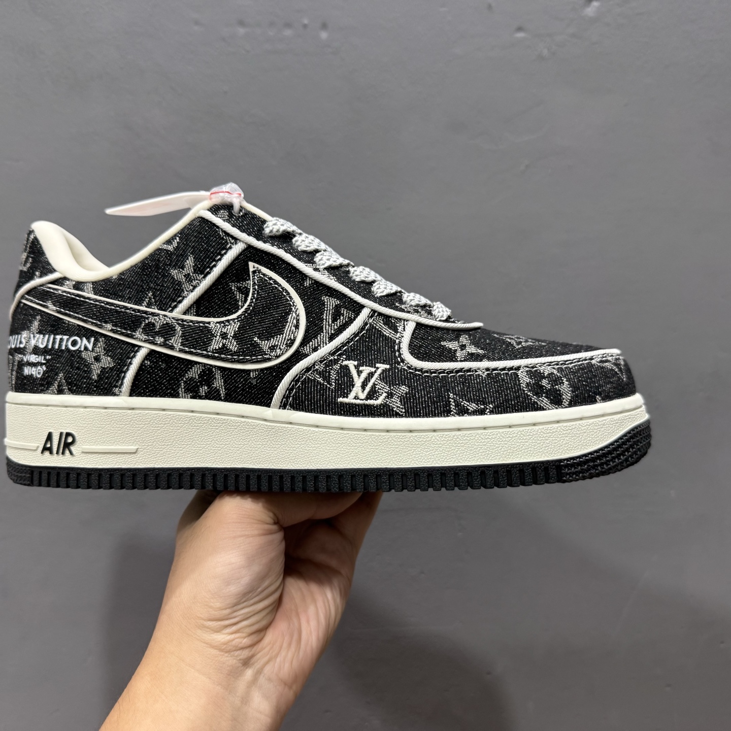 260 Nike Air Force 1 Low 07 x Louis Vuitton 黑白满天星 SC9207-531