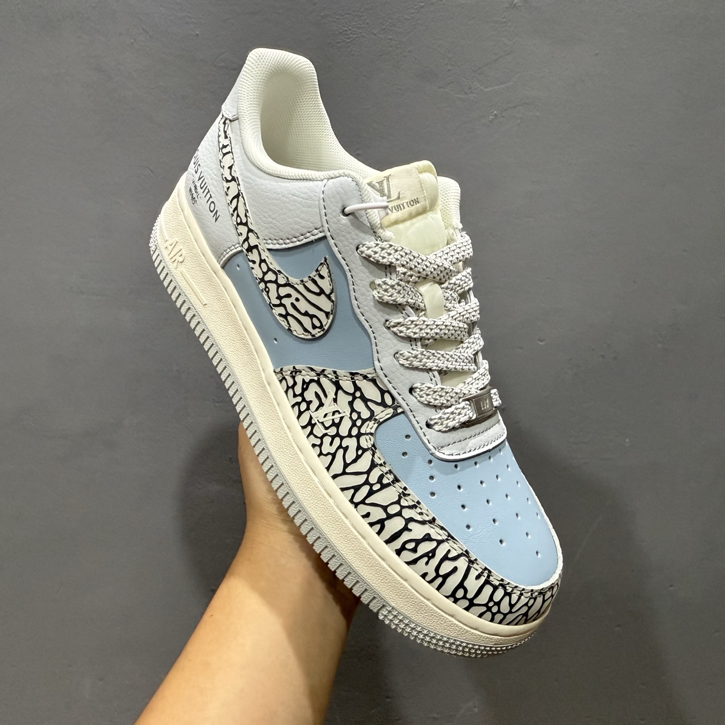 ￥260 Nike Air Force 1'07 Low LV联名 灰蓝石纹 空军一号低帮休闲板鞋 ZH2598-307