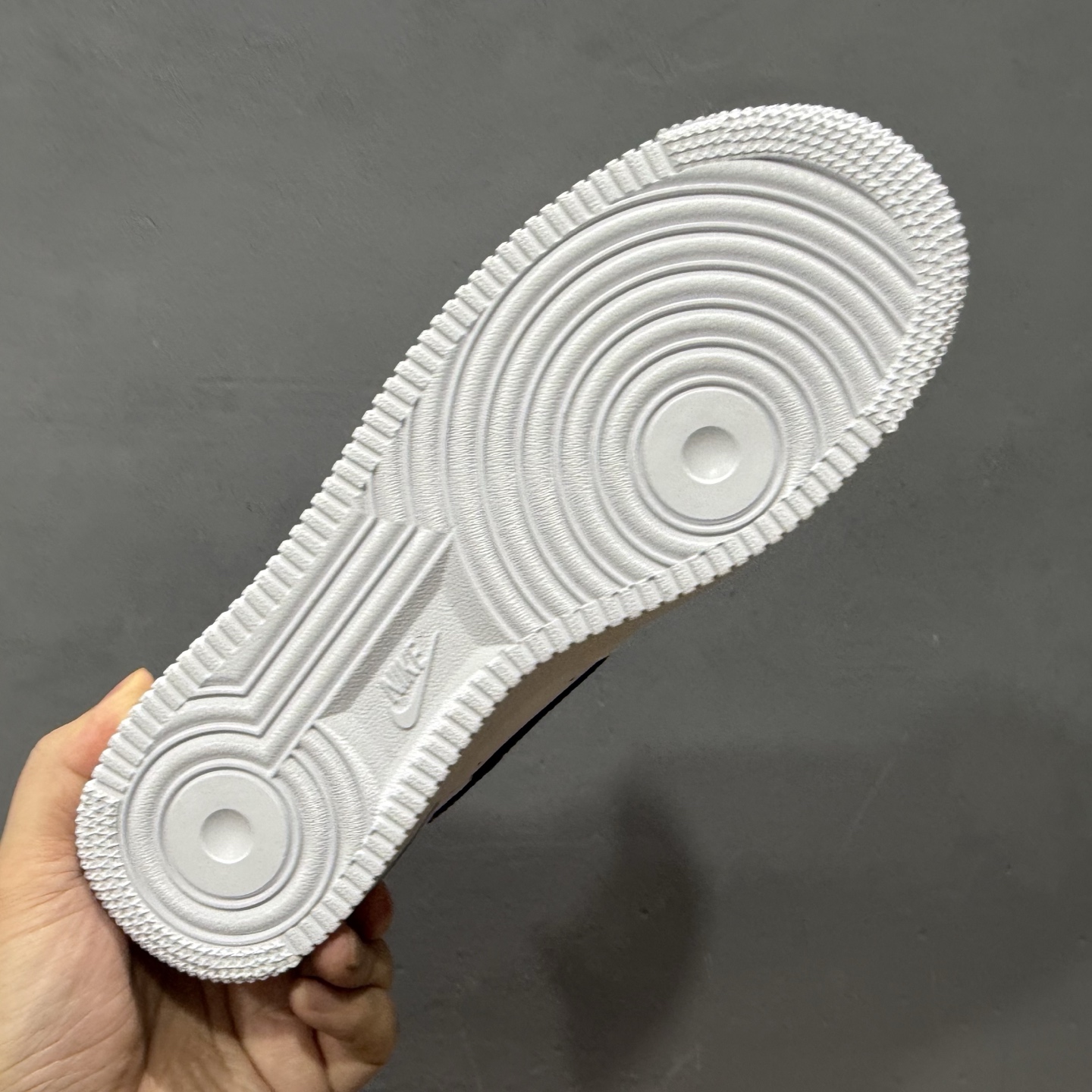 ￥260 Nike Air Force 1'07 Low 白黑麻绳 空军一号低帮休闲板鞋 ZH0316-072