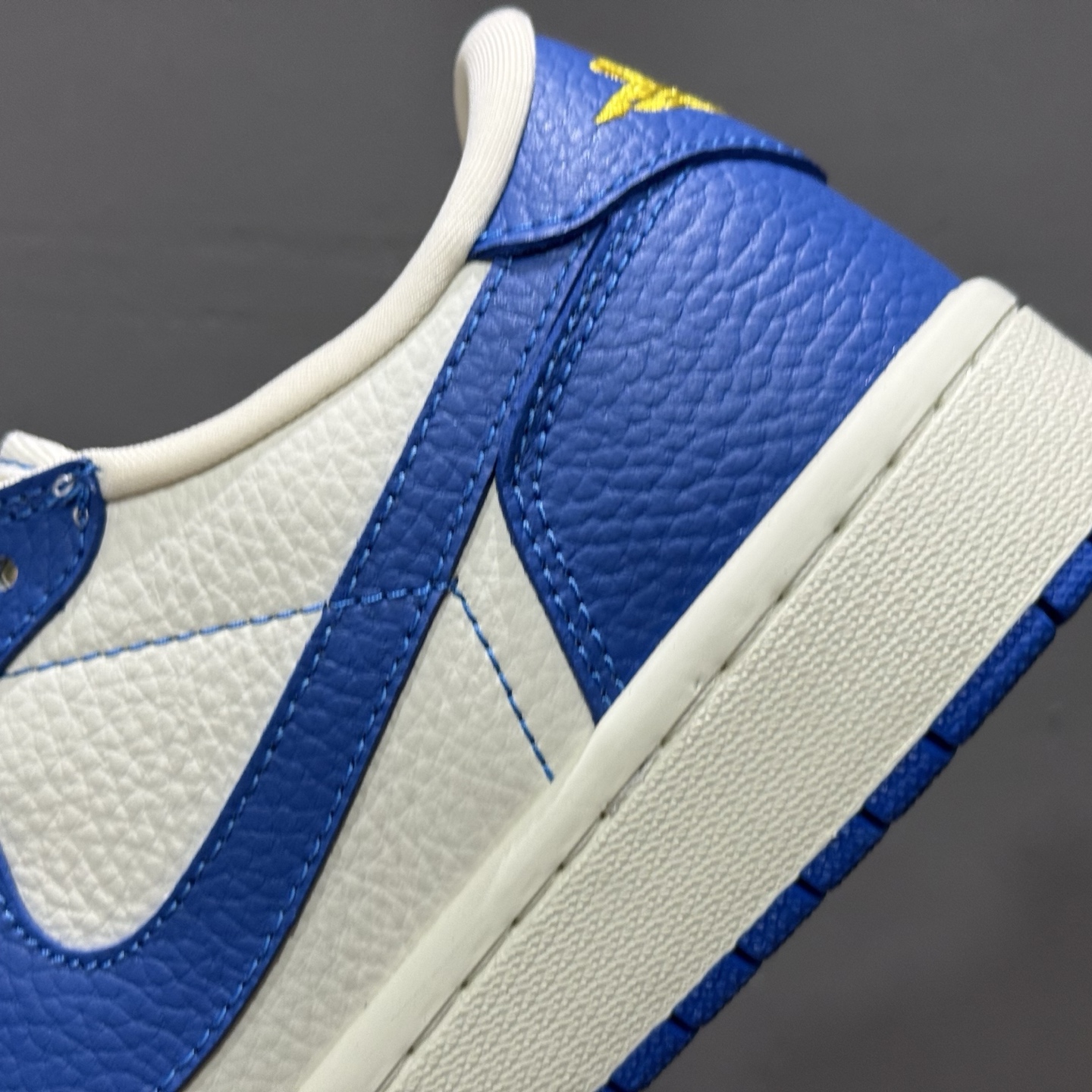 280 Travis Scott x Nike Air Jordan 1 Low x WARRIORS Air Jordan 1 Low 反转金州勇士蓝白小勾倒钩 SC9207-025