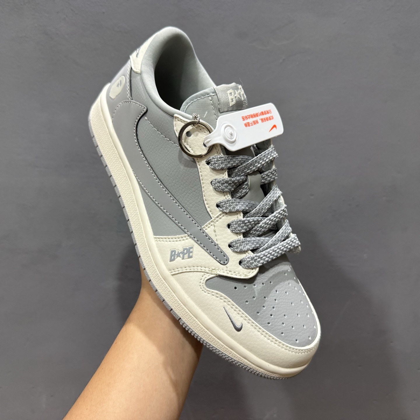 220 独家实拍Travis Scott x Fragment Design x Air Jordan 1 Low OG SP AJ1 乔1 Bape联名-月影灰 低帮文化休闲板鞋 BB6511-625