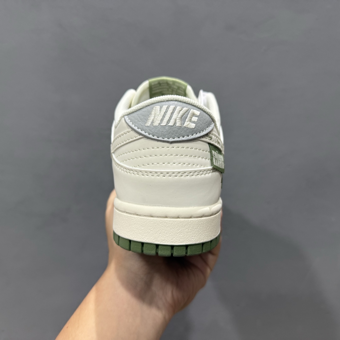 280 Stussy x Nike Dunk Low 军绿英文勾 XS6089-592
