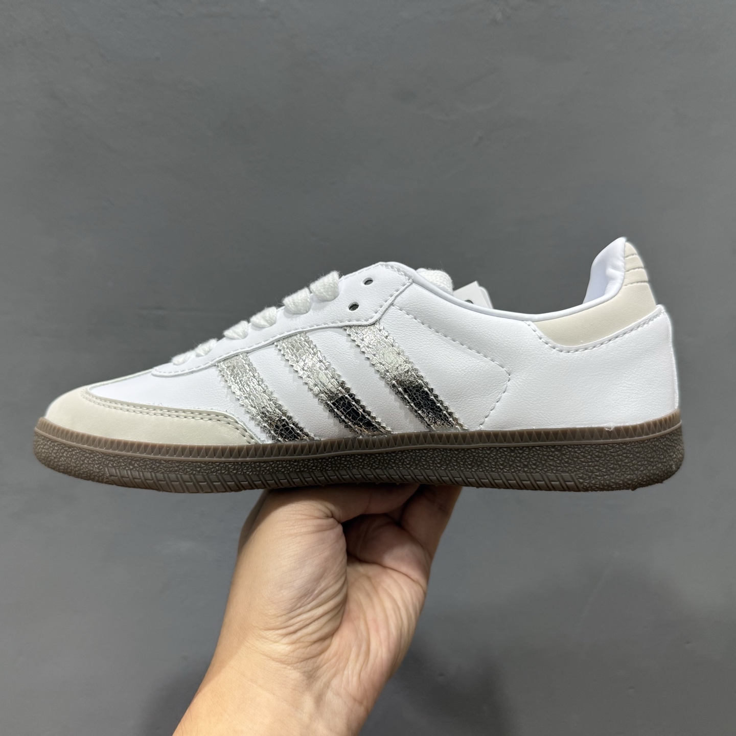 150 adidas originals SAMBA OG “White Silver Metallic” 白银 JI2725
