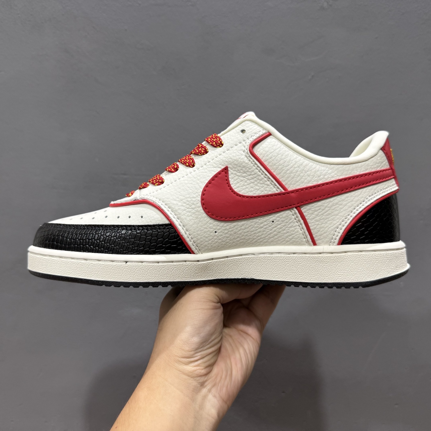 180 独家实拍Nike Court Vision Low 蛇年限定休闲运动板鞋 FD5188-130