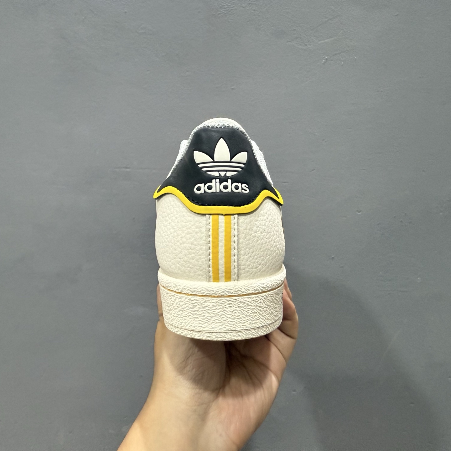 240 独家实拍D版 Adidas Originals Superstar 经典贝壳头 JY8916