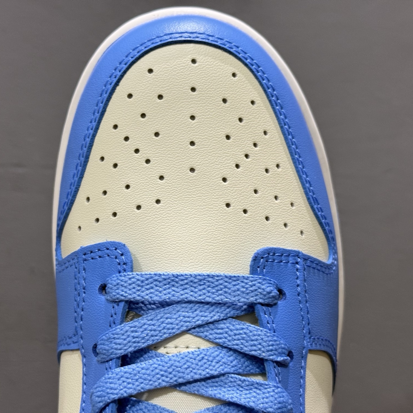 180 Nike SB Dunk Low 北卡蓝 DV0833-113