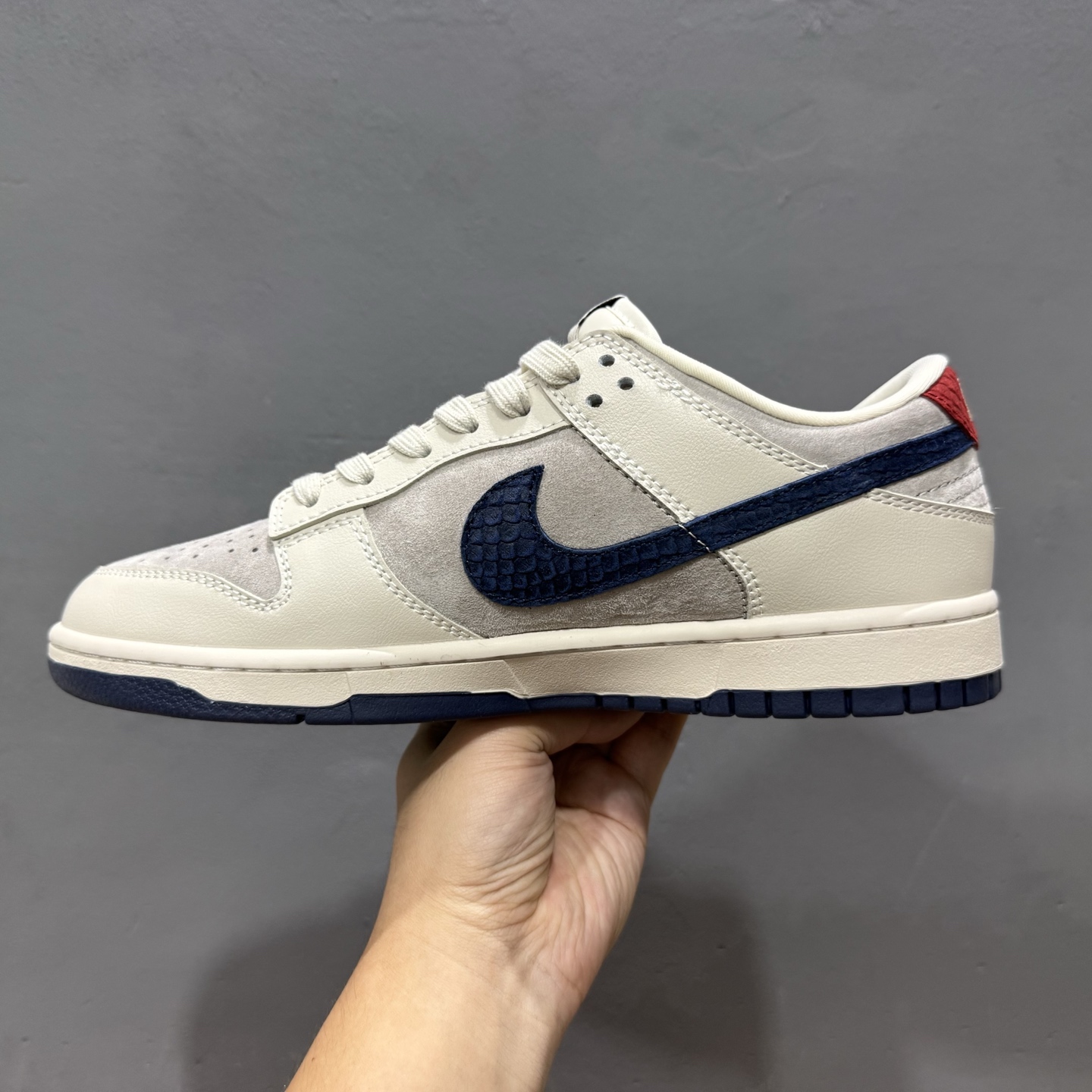 280 独家实拍Nike SB Dunk Low LV联名 蓝蛇鳞勾 周年高端定制 低帮休闲板鞋 XX3168-122